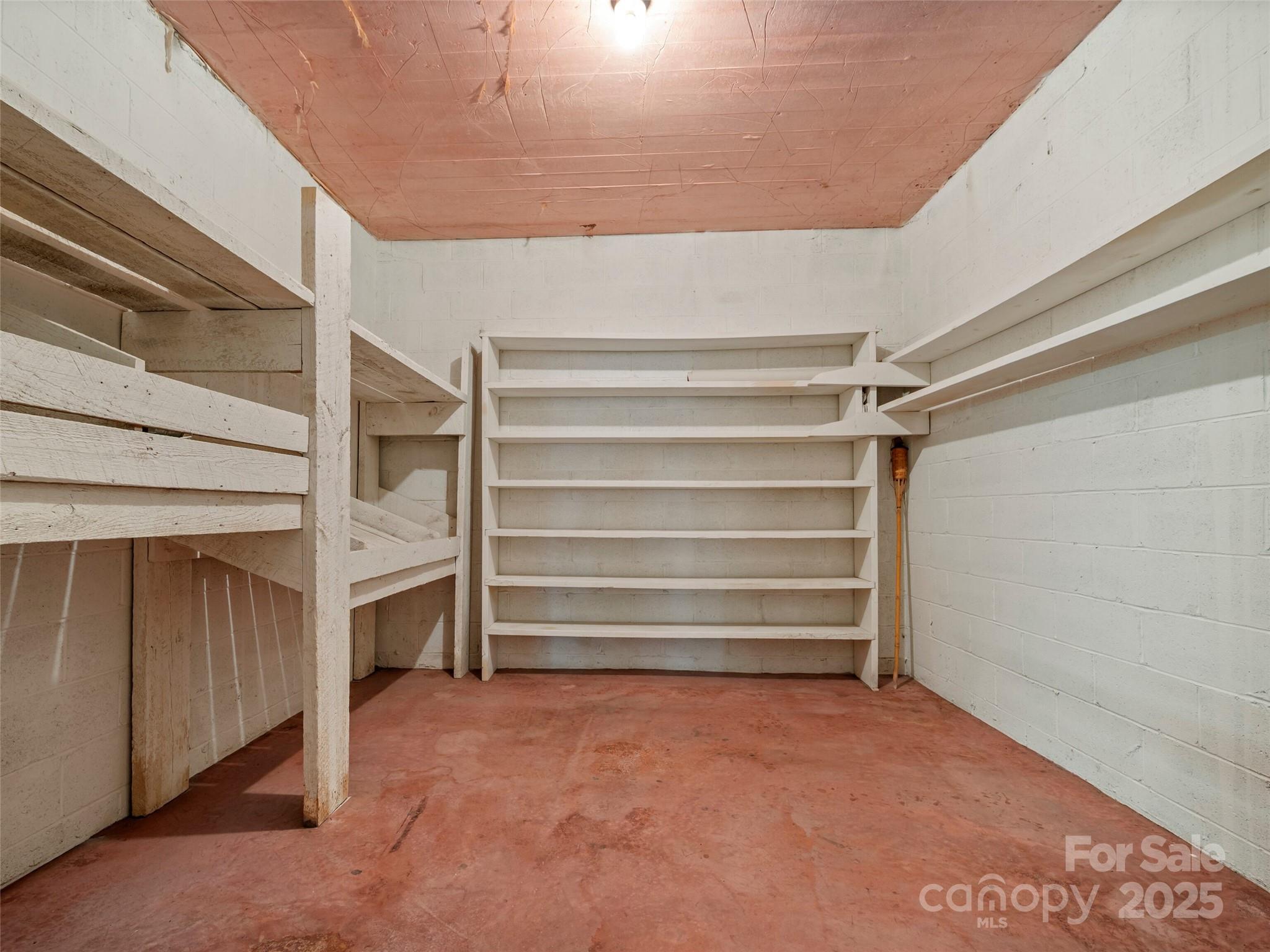 228 Oak Crest Drive
