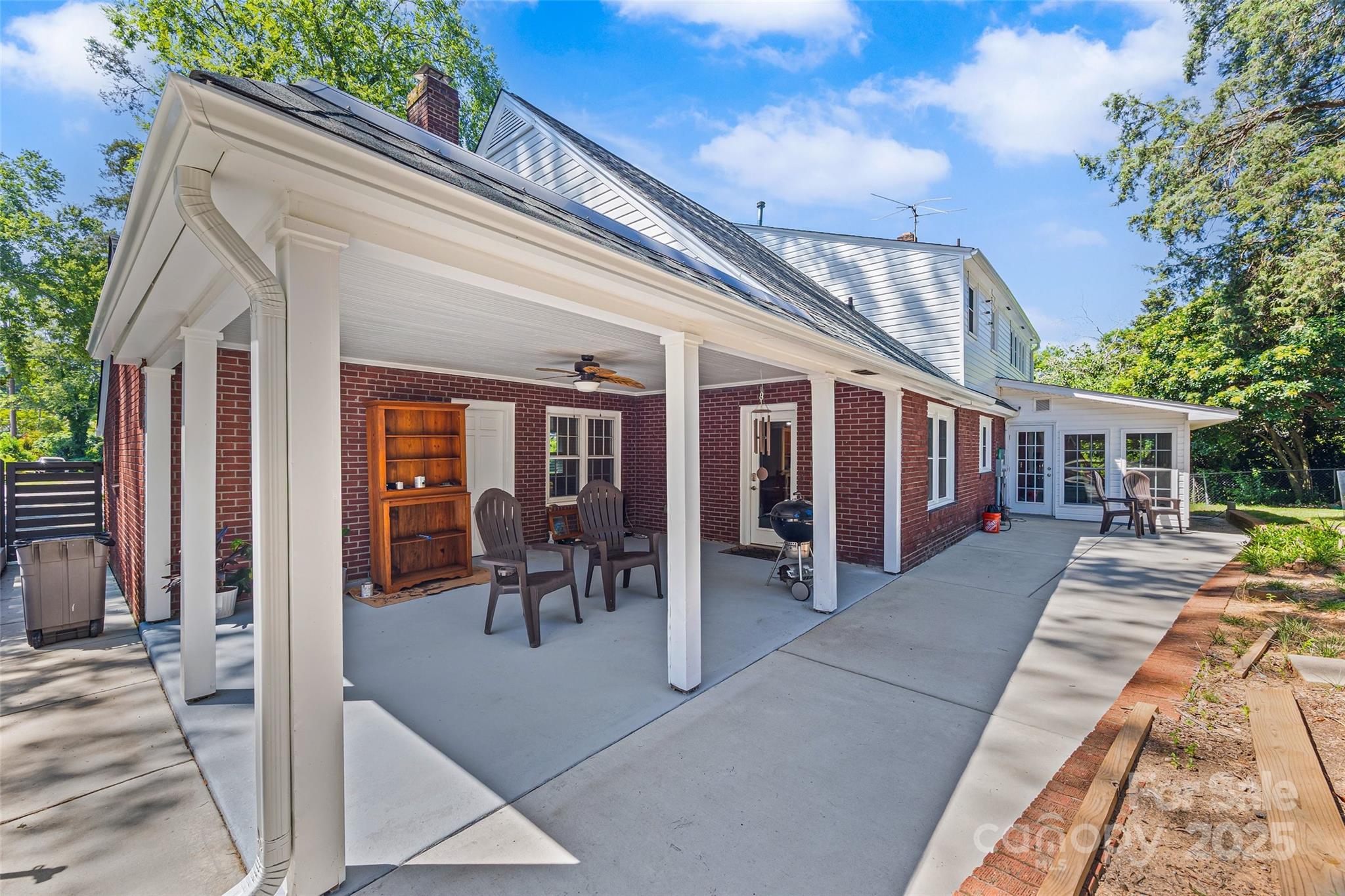 811 Myrtle Drive