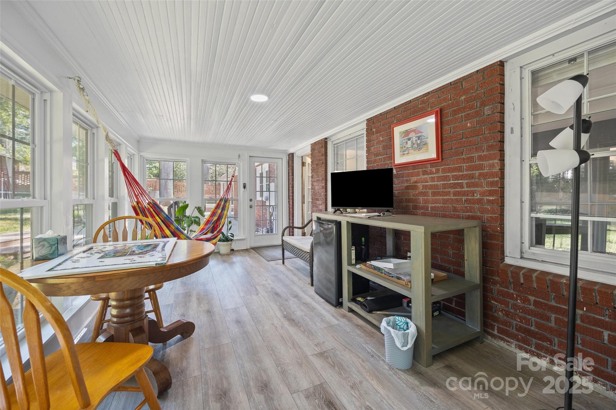 811 Myrtle Drive