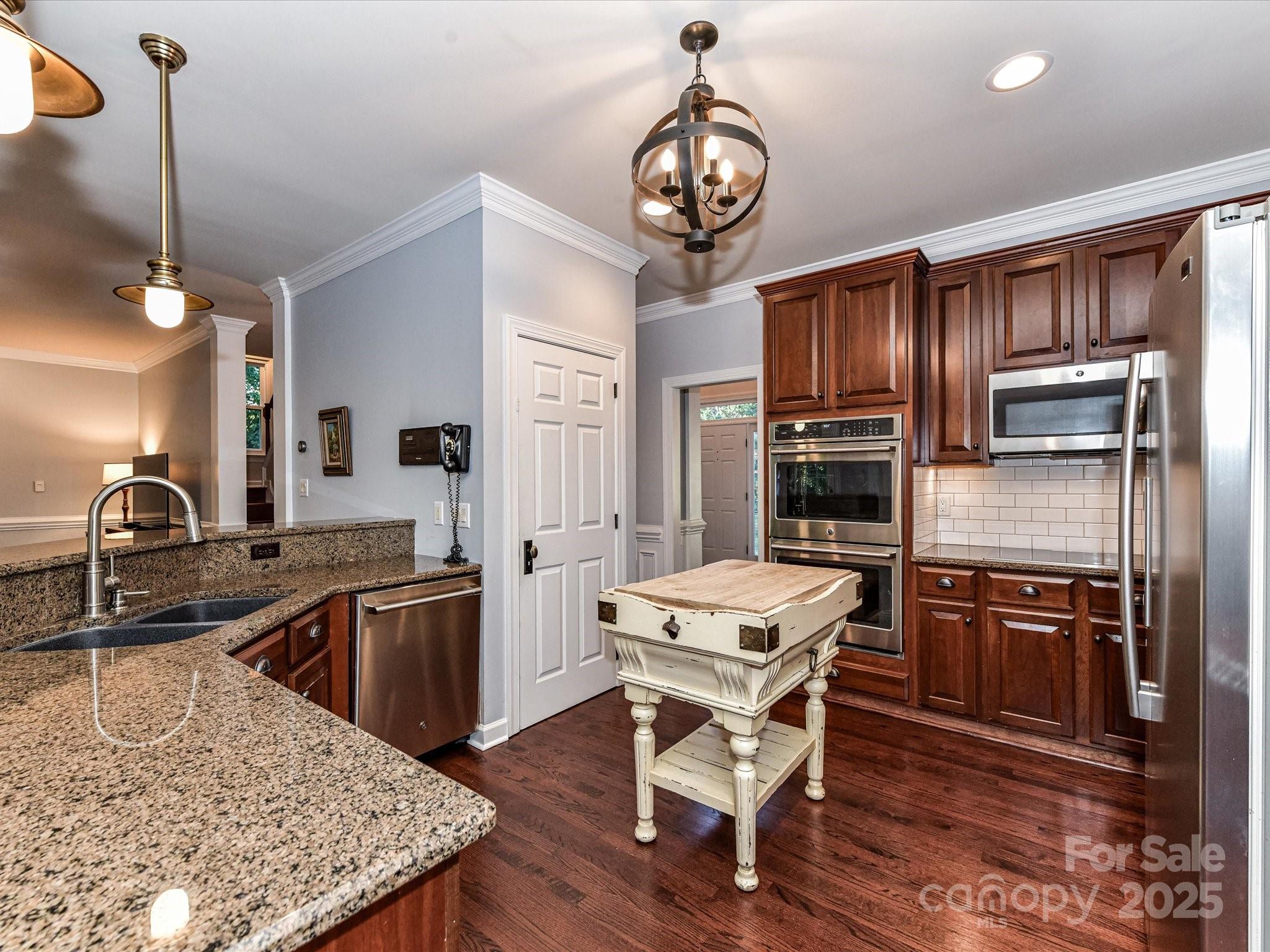 4806 Shannamara Drive