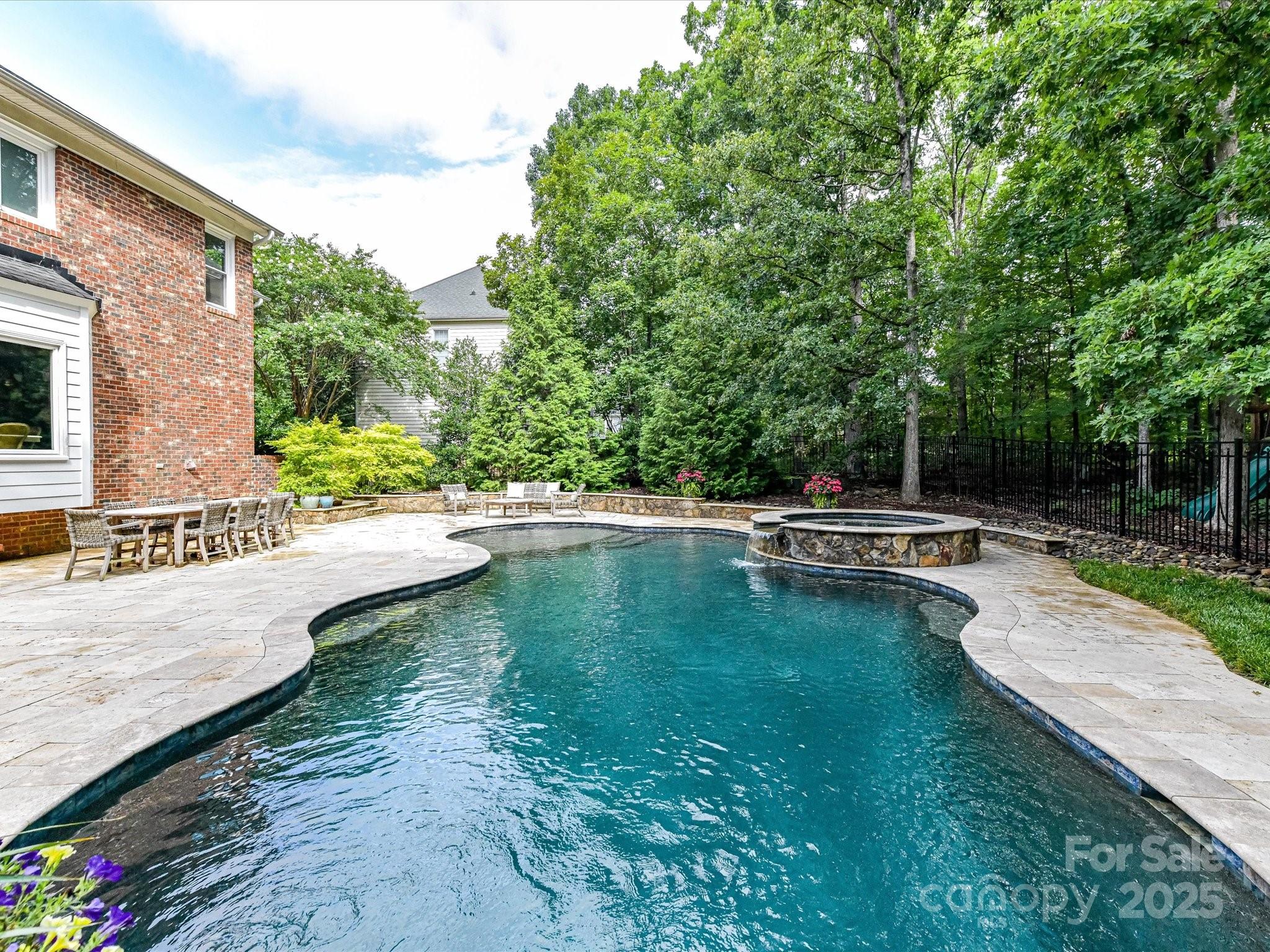 4806 Shannamara Drive