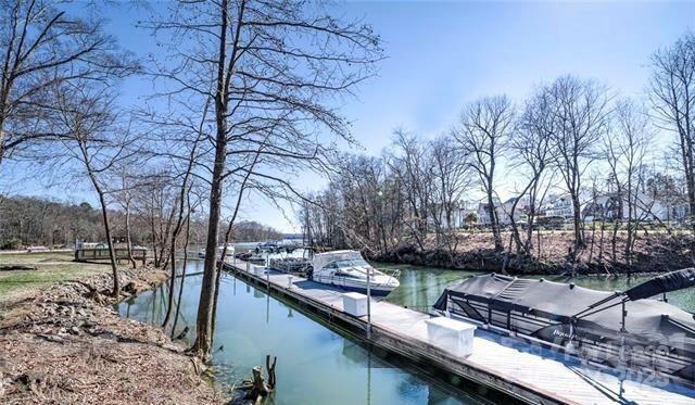 400 Riverfront Parkway