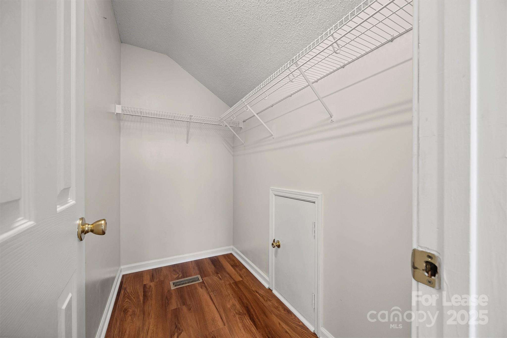 1534 Tiana Way