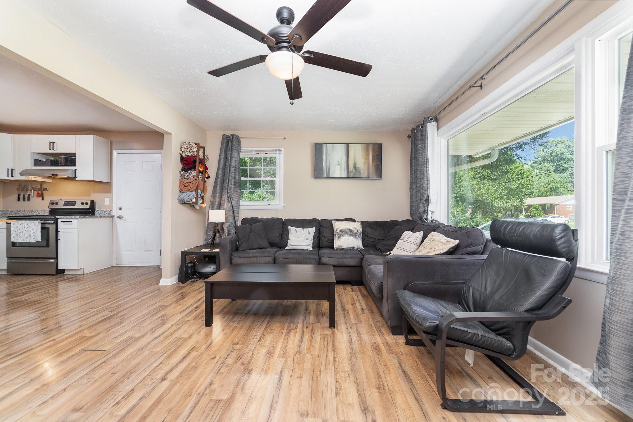 2202 Woodlawn Street