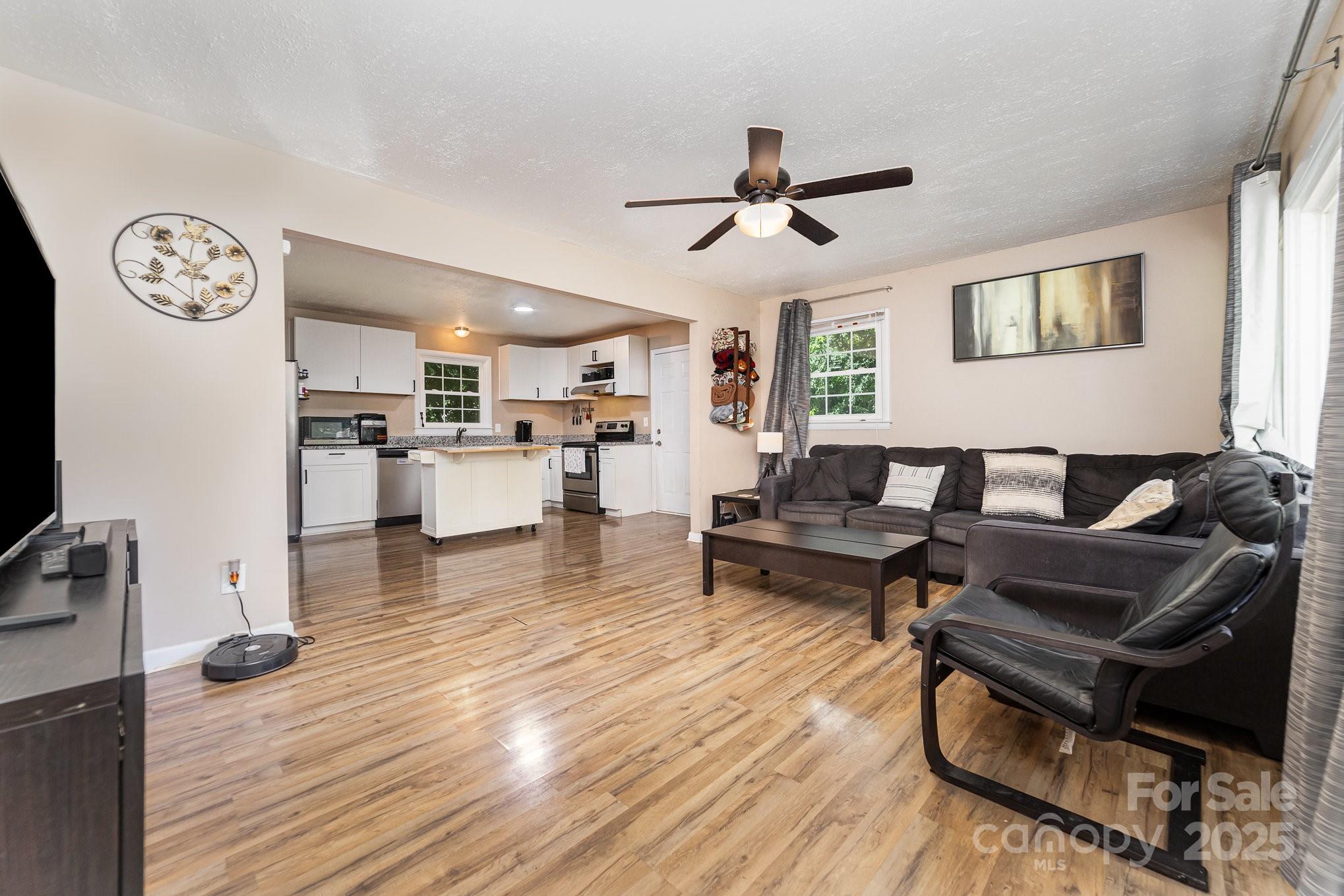 2202 Woodlawn Street