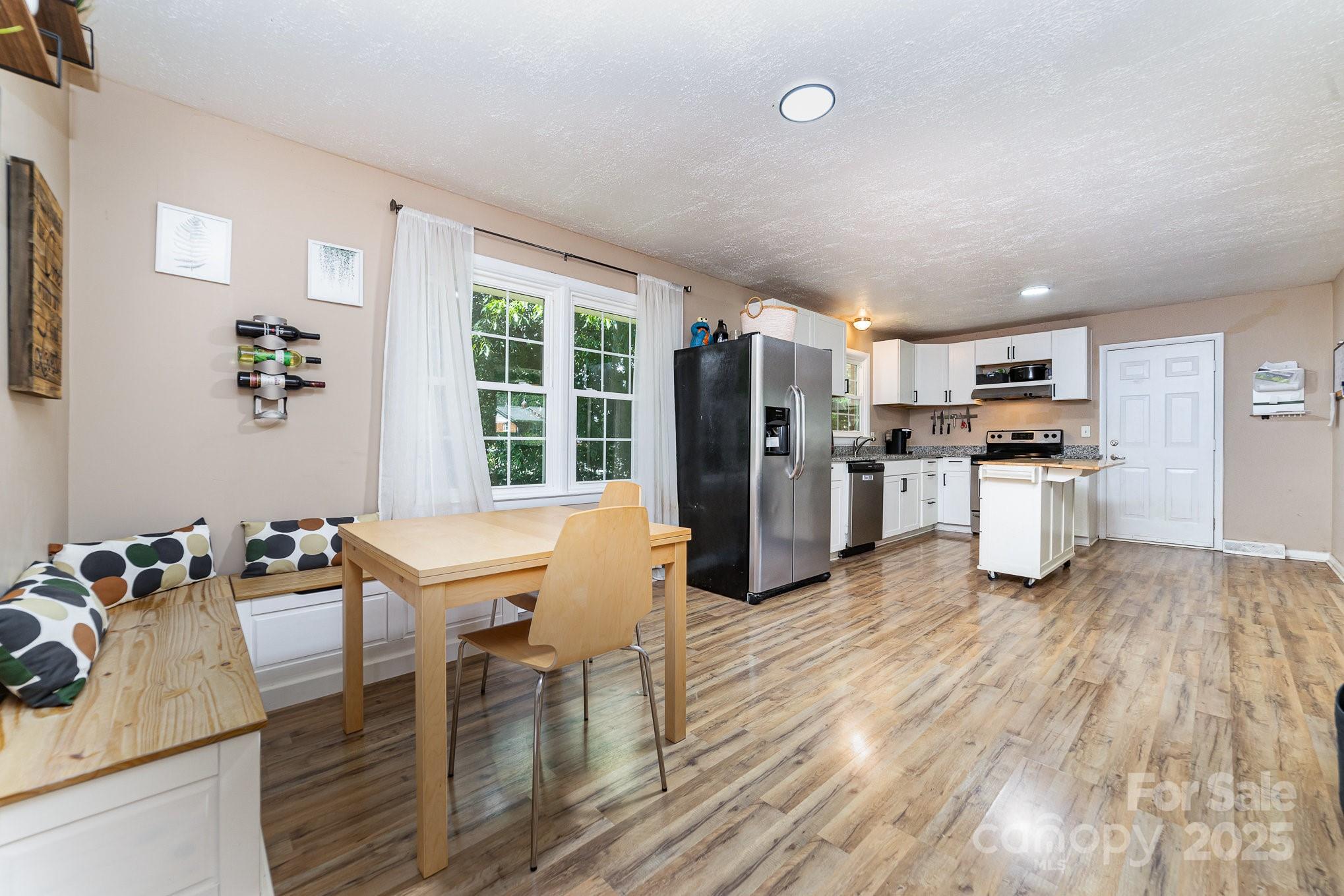 2202 Woodlawn Street