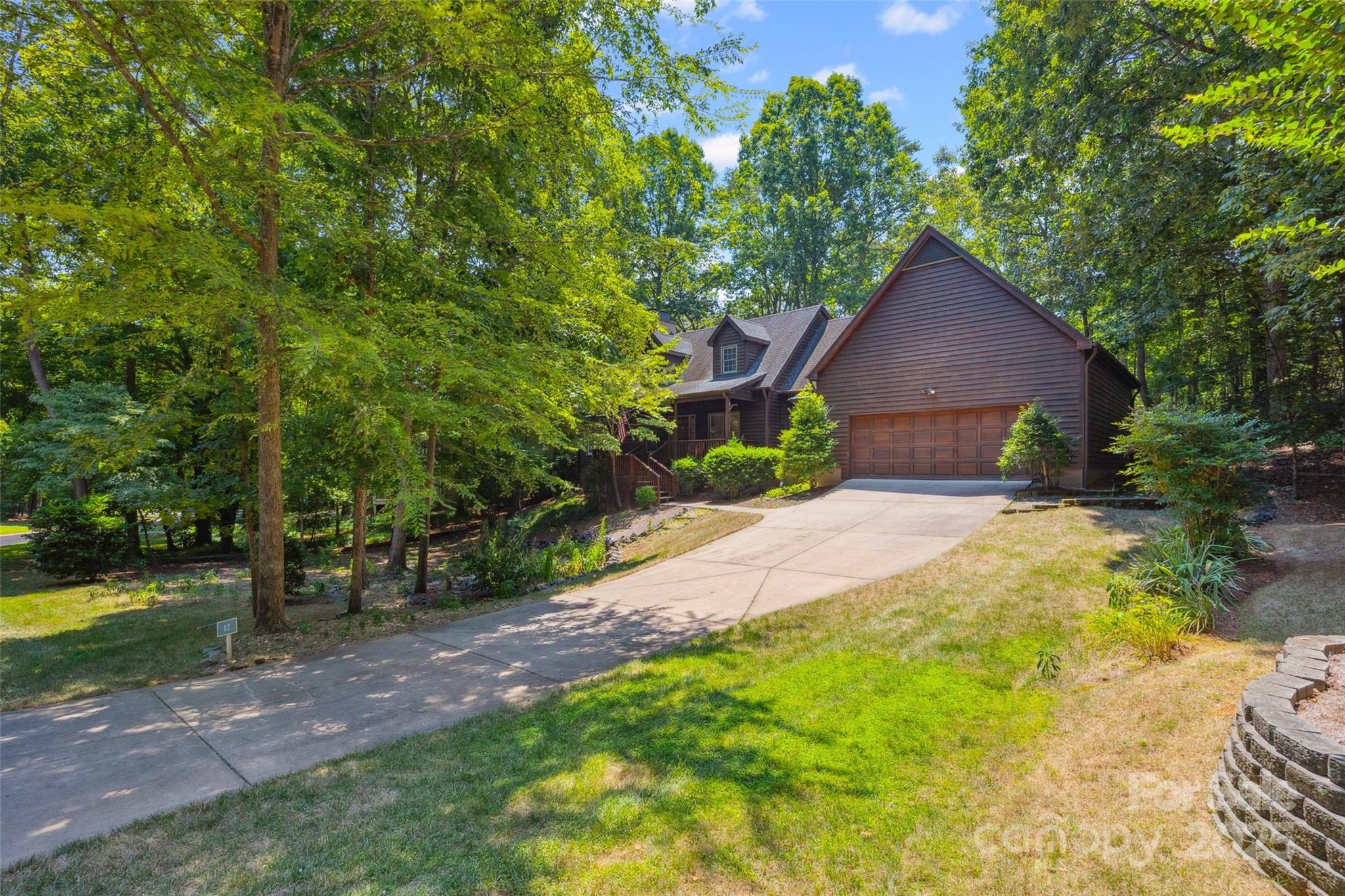 12 Woodvine Lane