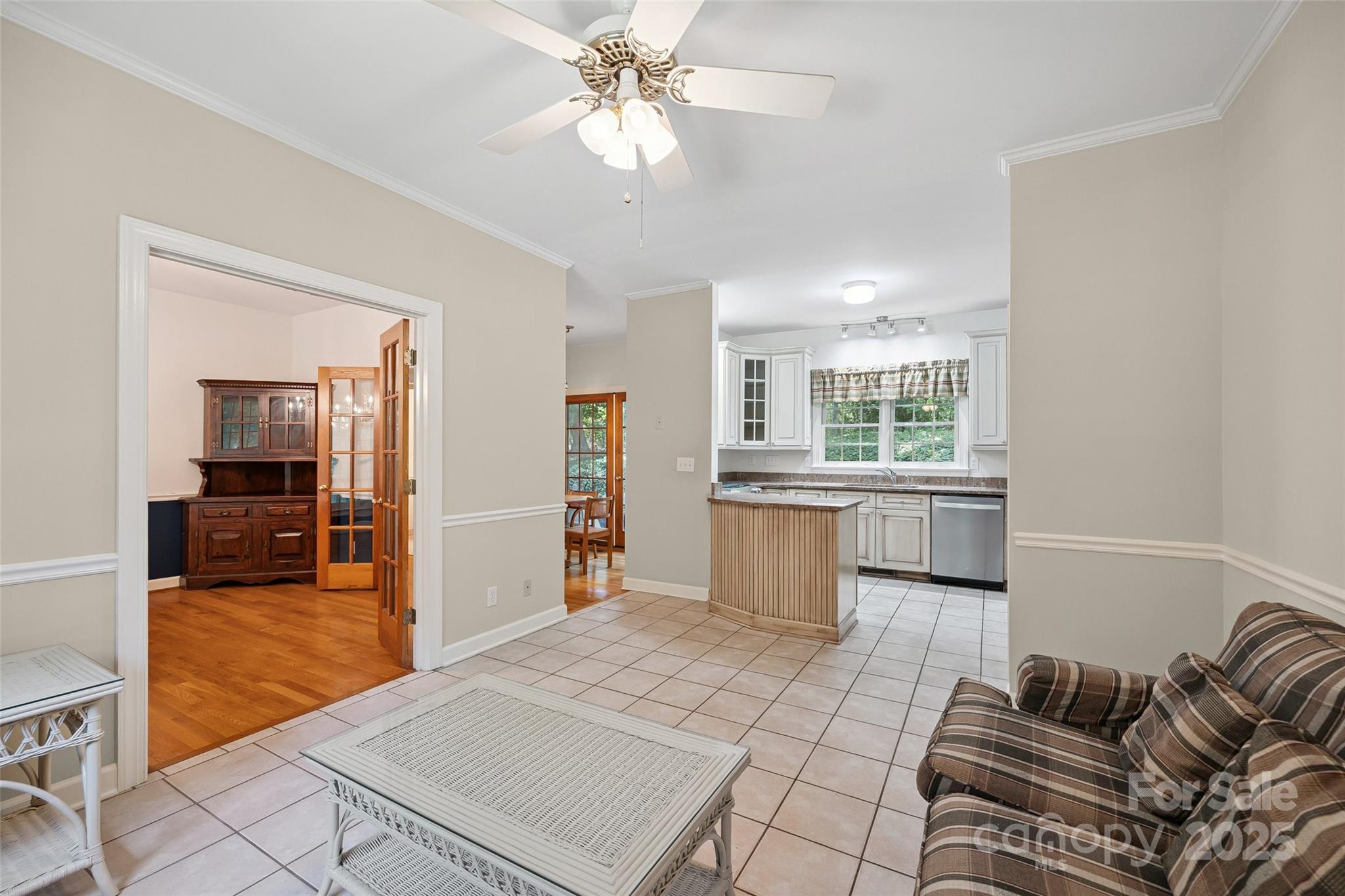 12 Woodvine Lane