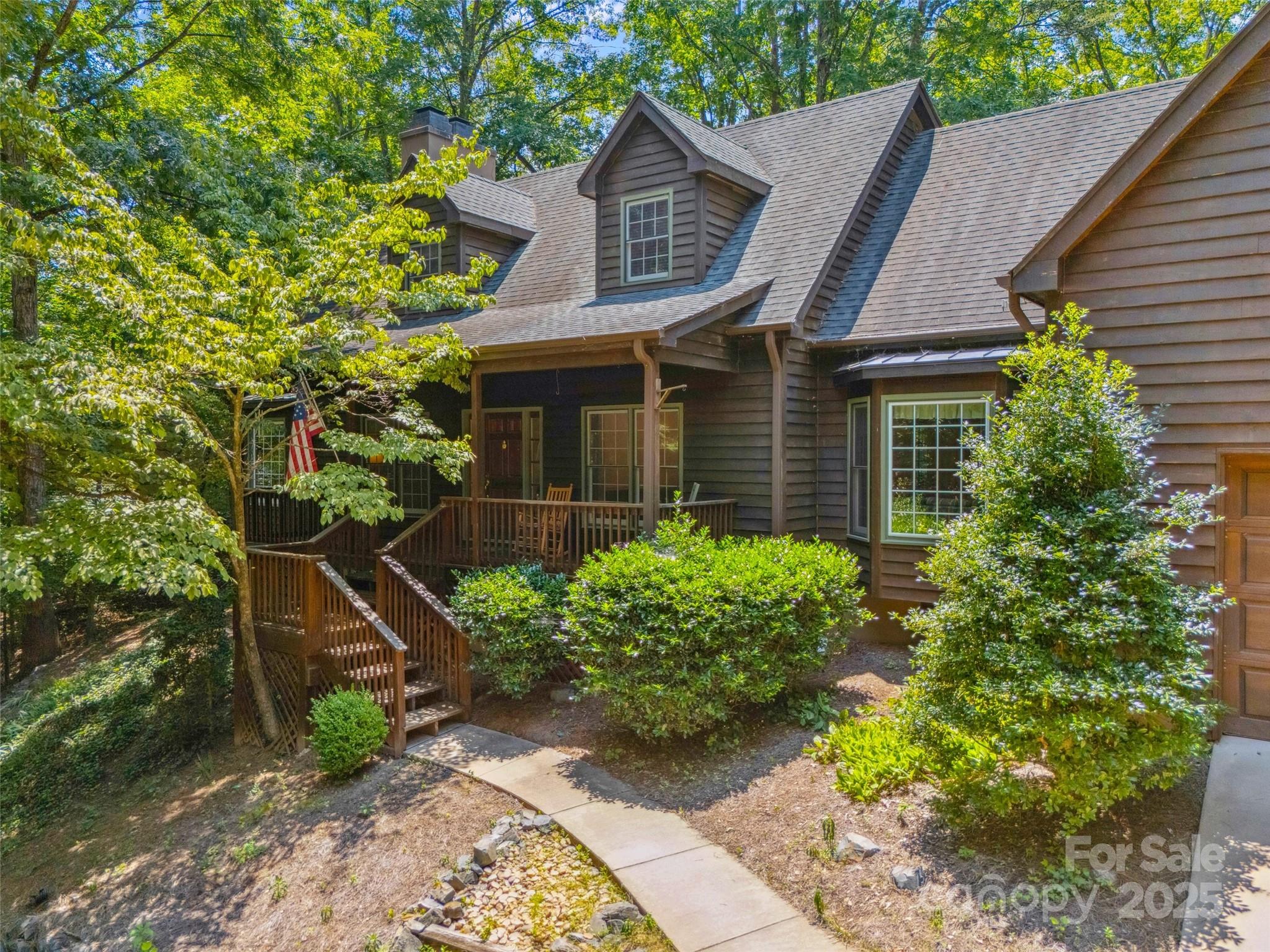 12 Woodvine Lane