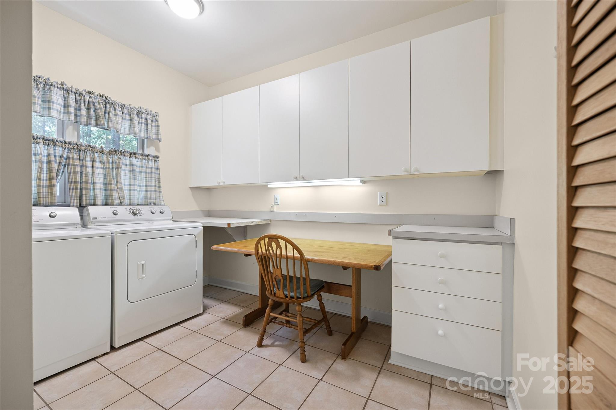 12 Woodvine Lane