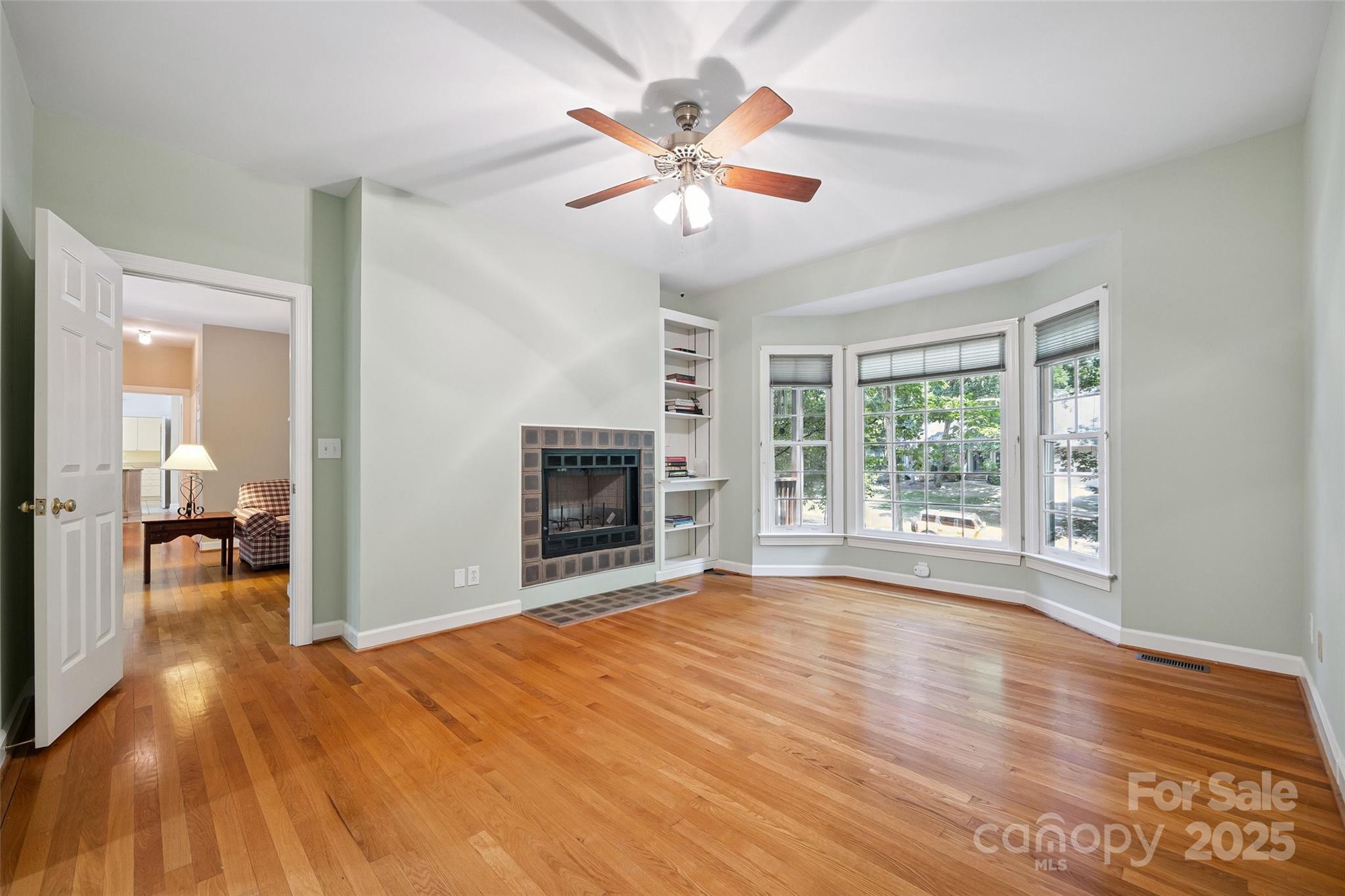 12 Woodvine Lane