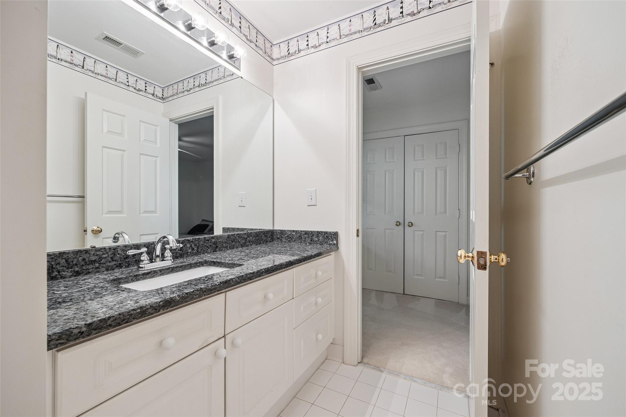 12 Woodvine Lane