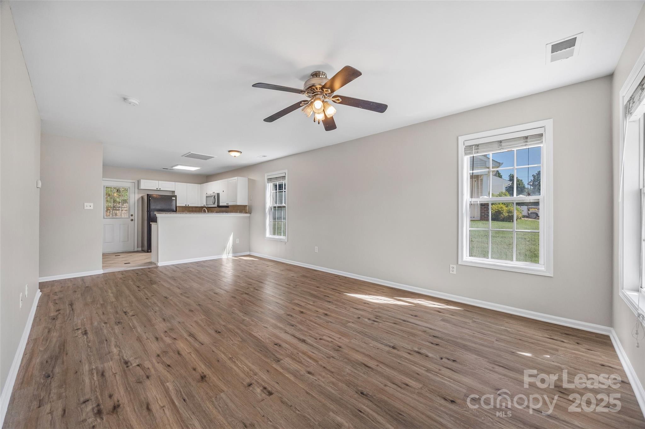 1544 Tiana Way