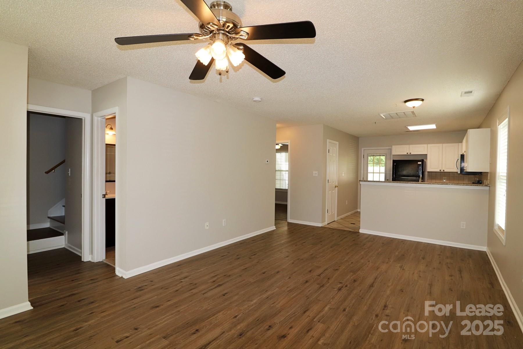1544 Tiana Way