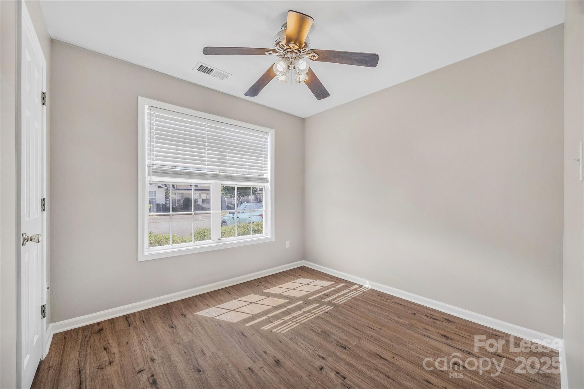 1544 Tiana Way