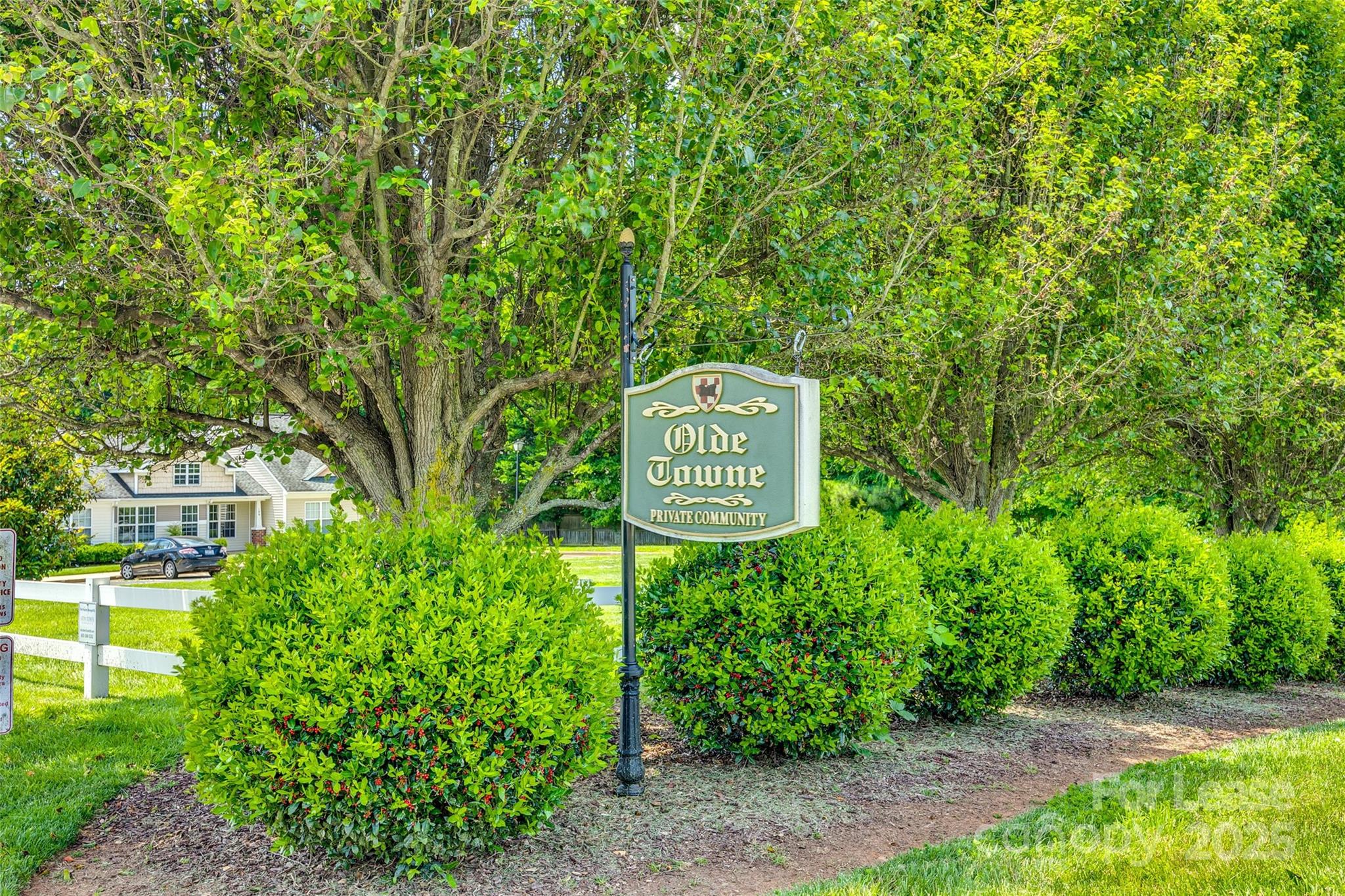 1544 Tiana Way