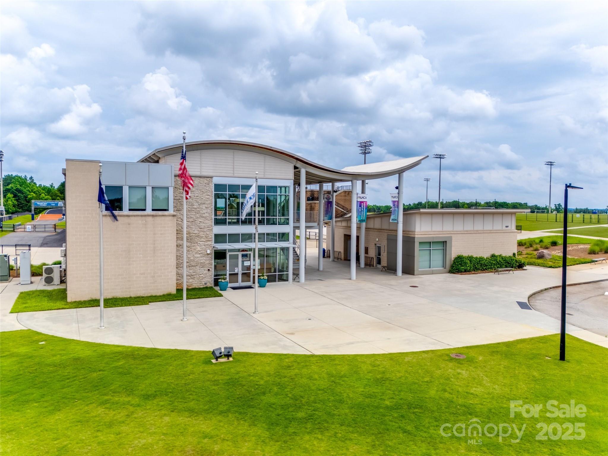 1044 Riverwalk Parkway