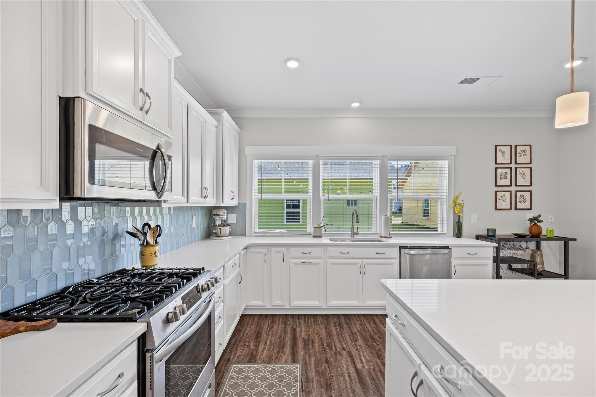 1044 Riverwalk Parkway