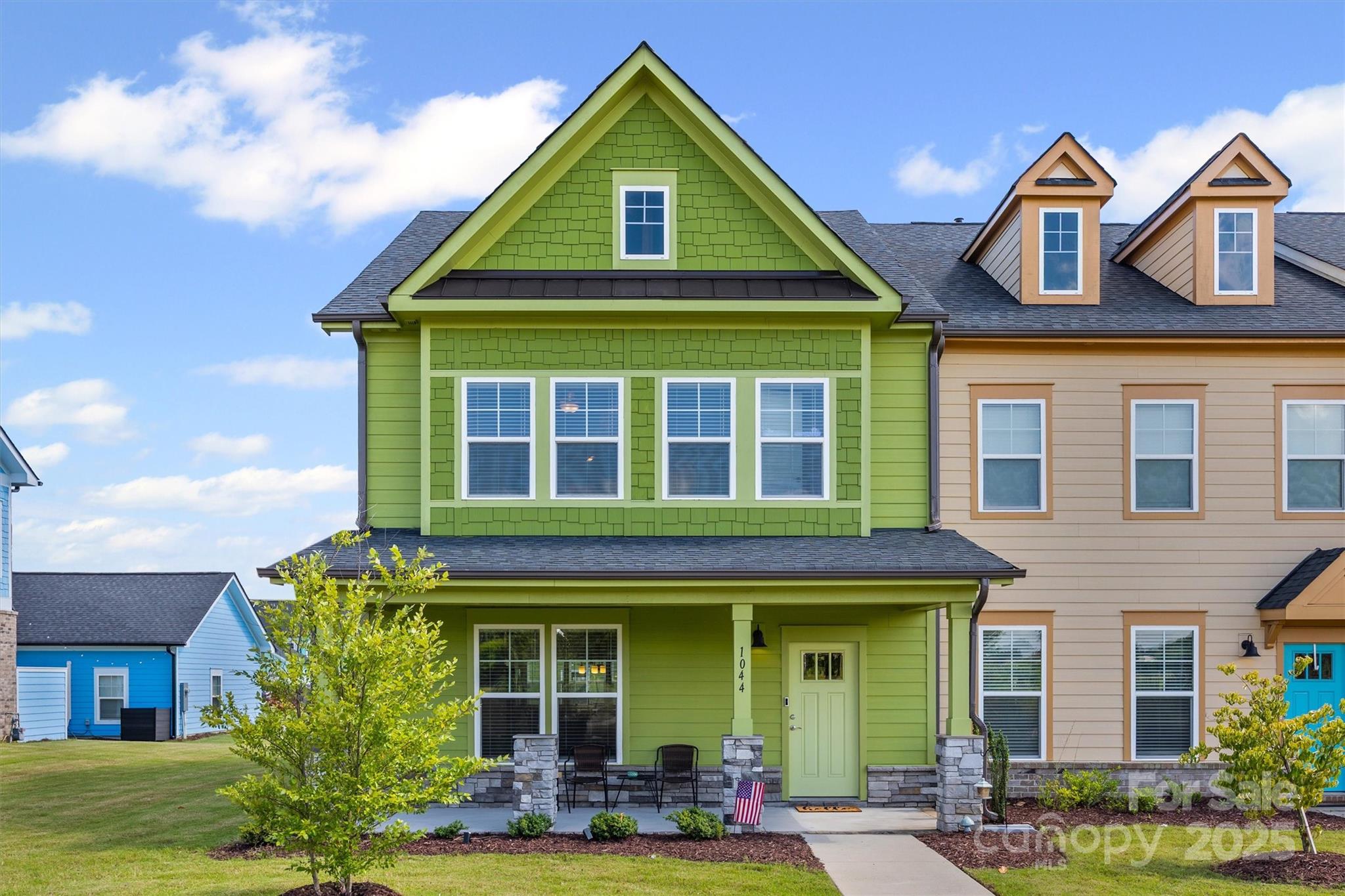 1044 Riverwalk Parkway