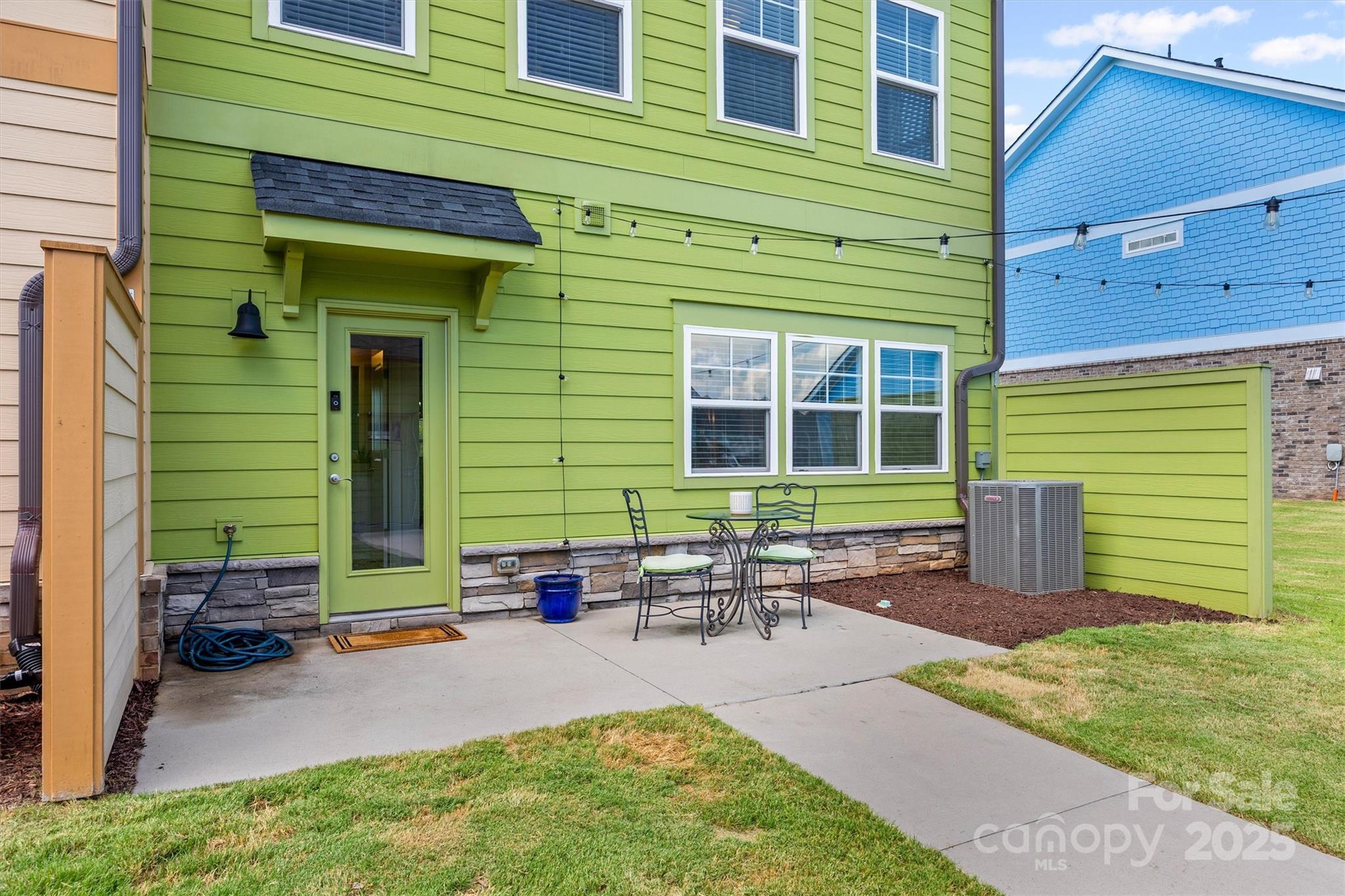 1044 Riverwalk Parkway