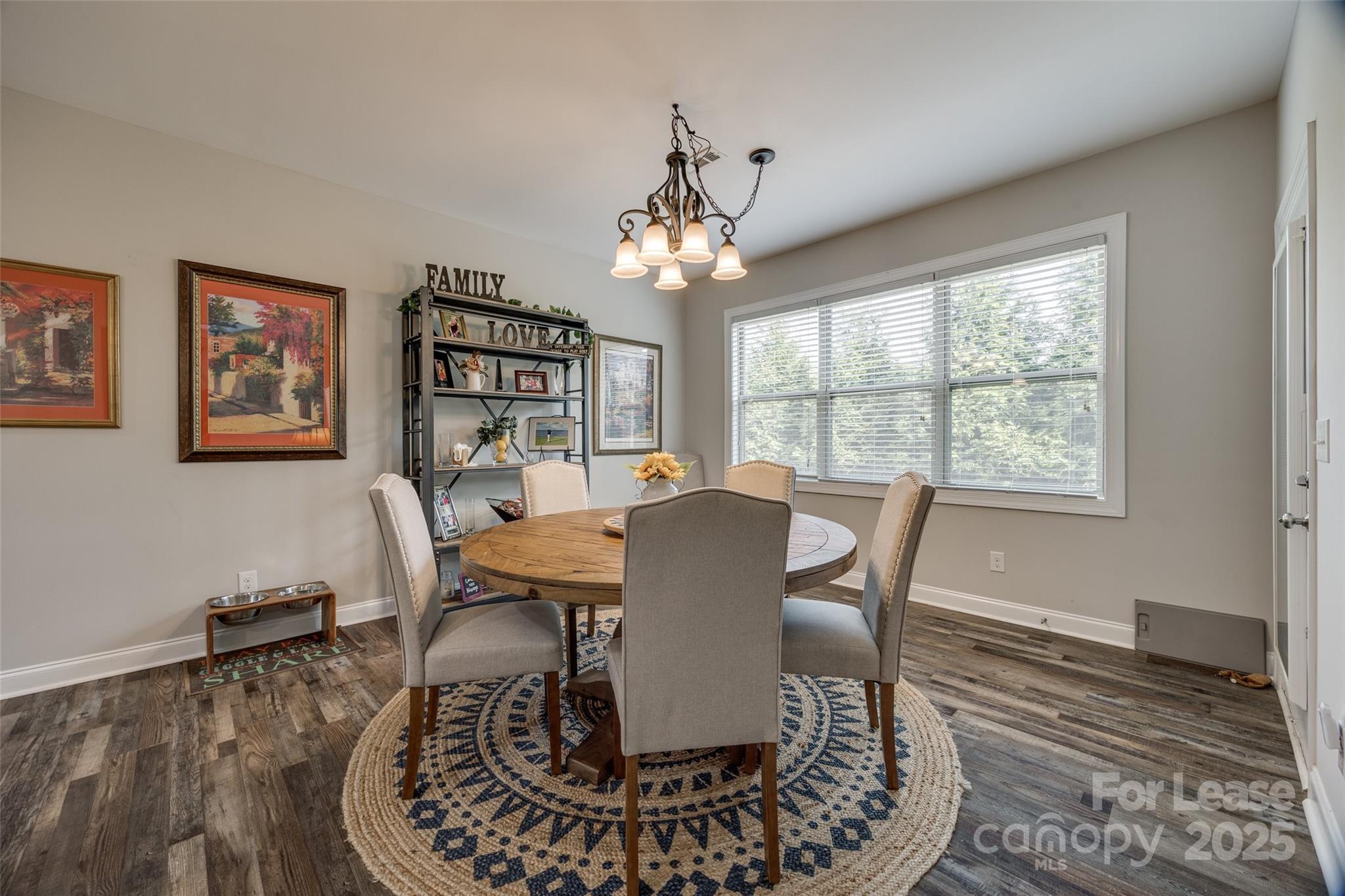 324 Kerrydale Court Unit: 106