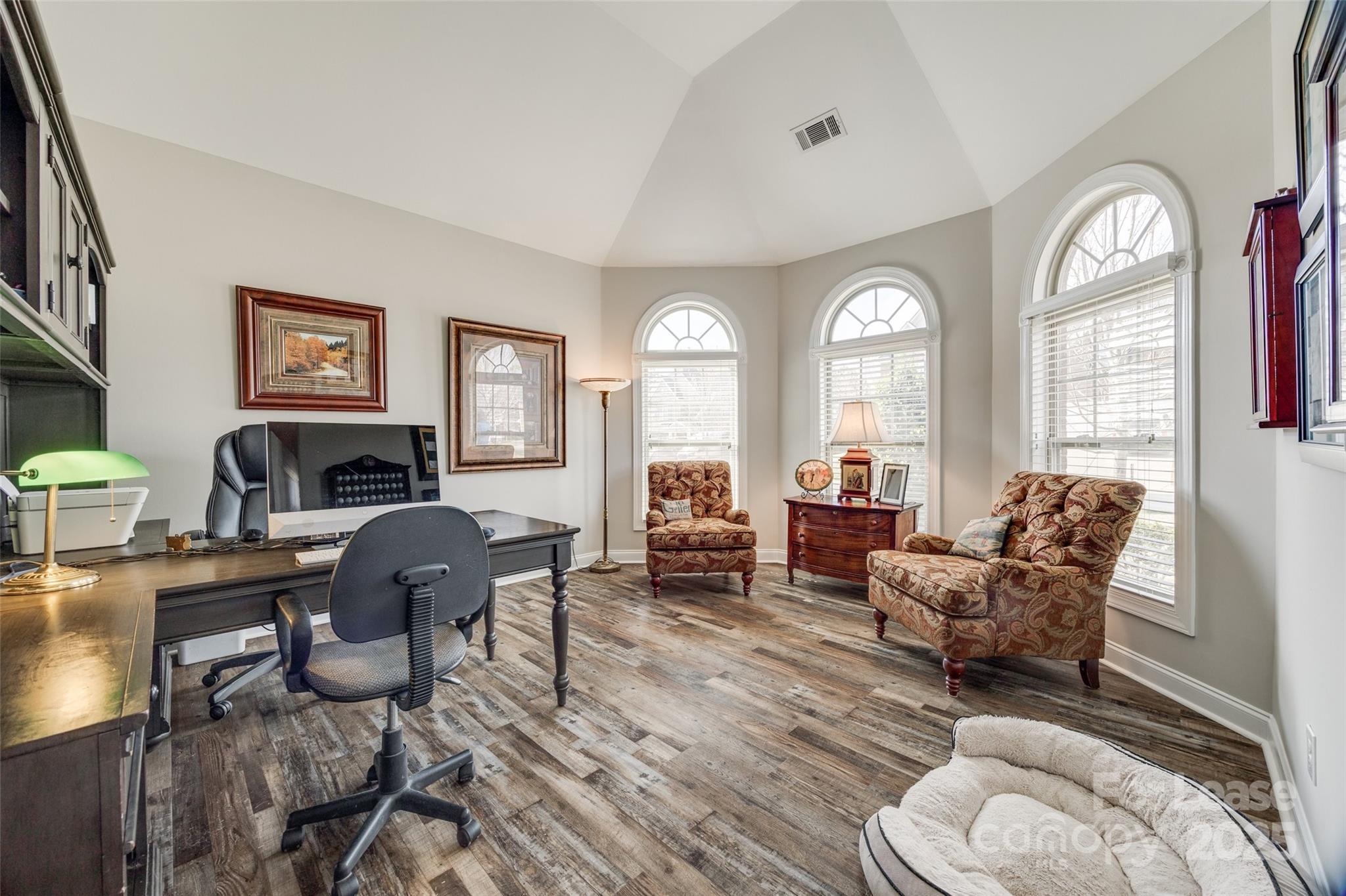324 Kerrydale Court Unit: 106