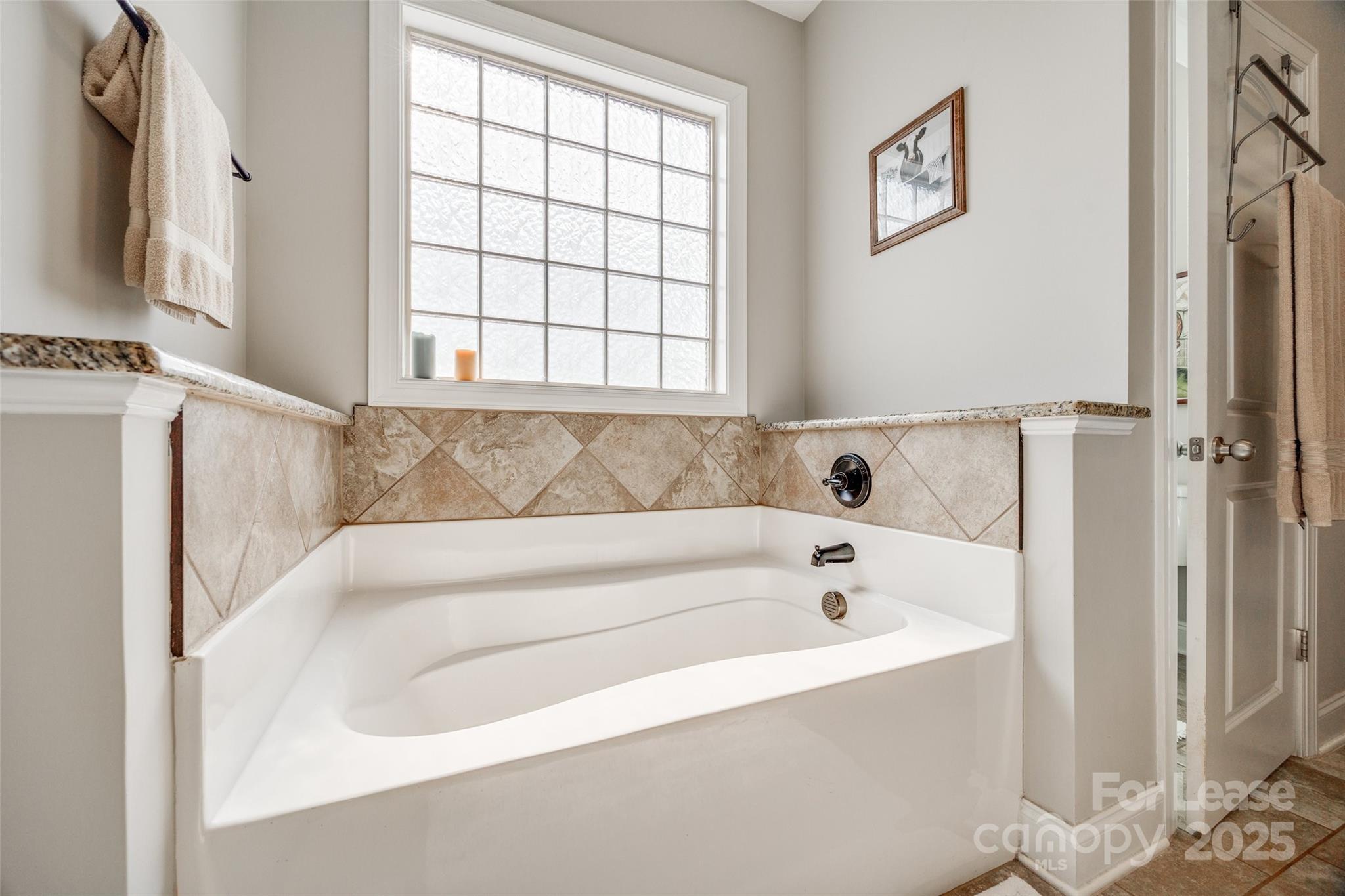 324 Kerrydale Court Unit: 106