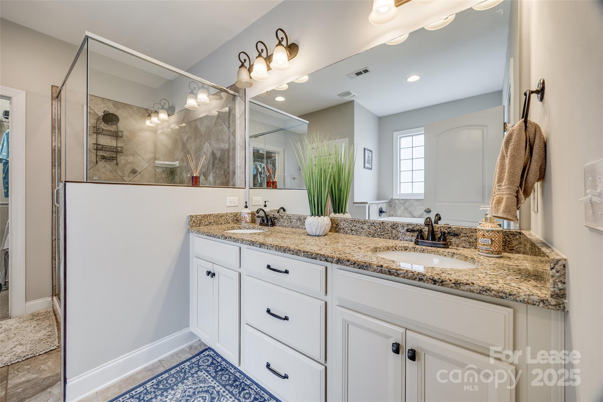 324 Kerrydale Court Unit: 106