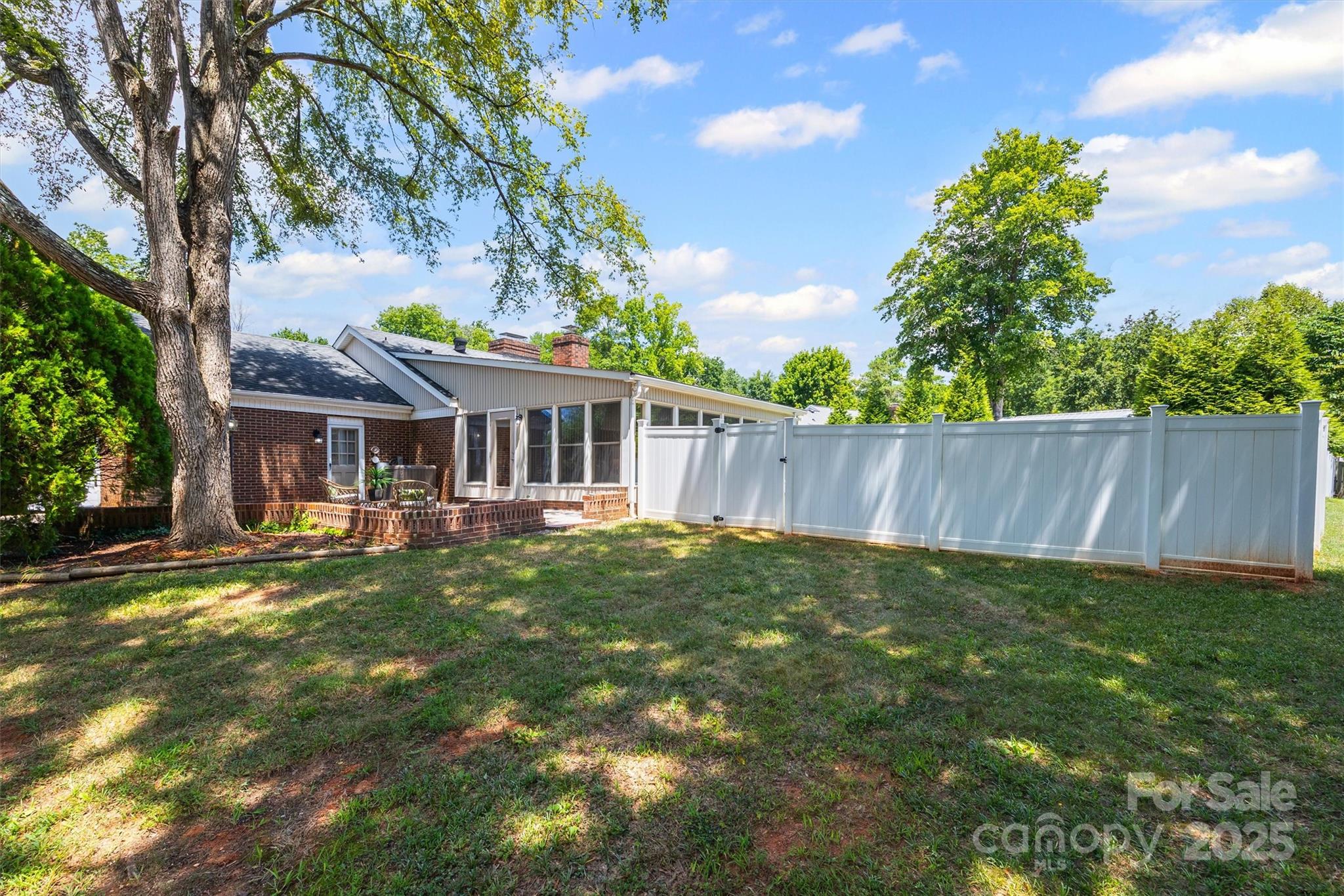 605 Ridgeway Drive