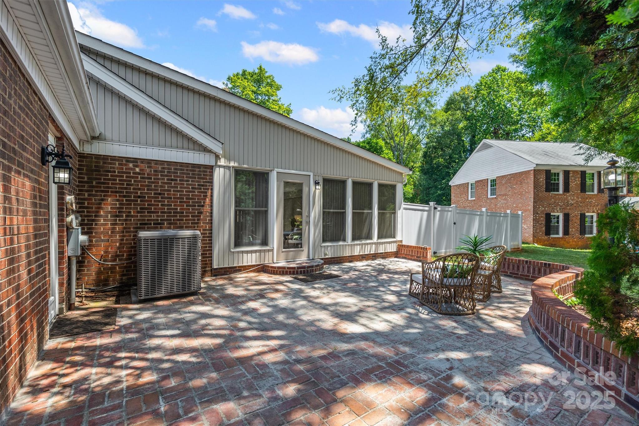 605 Ridgeway Drive