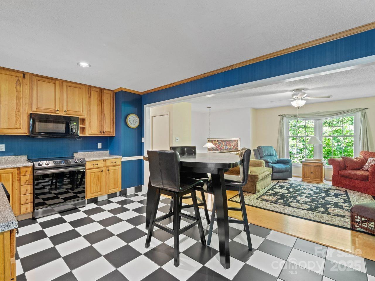 10841 Flat Iron Road