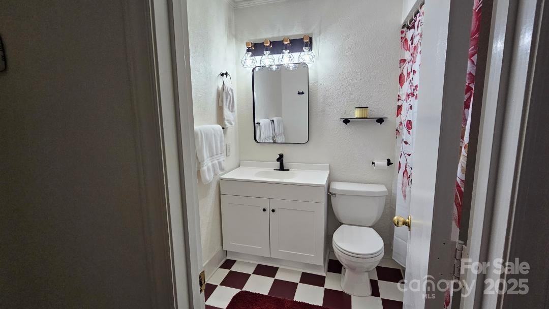 10841 Flat Iron Road