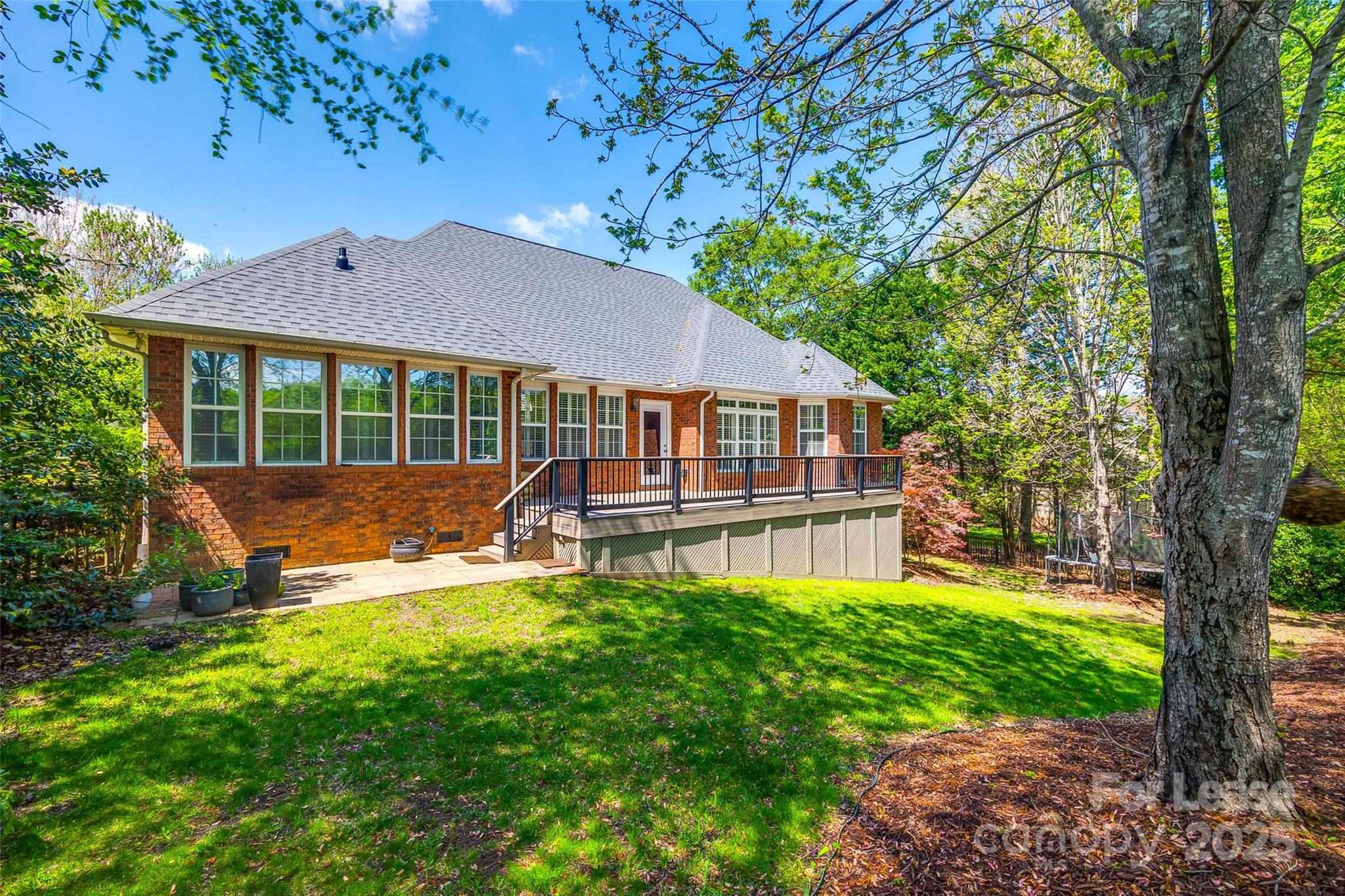 1126 Blowing Rock Cove