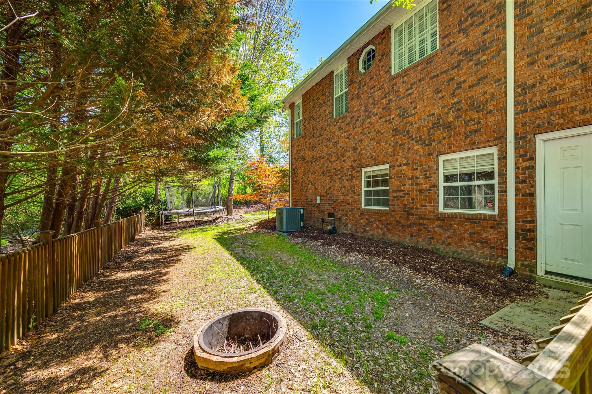 1126 Blowing Rock Cove