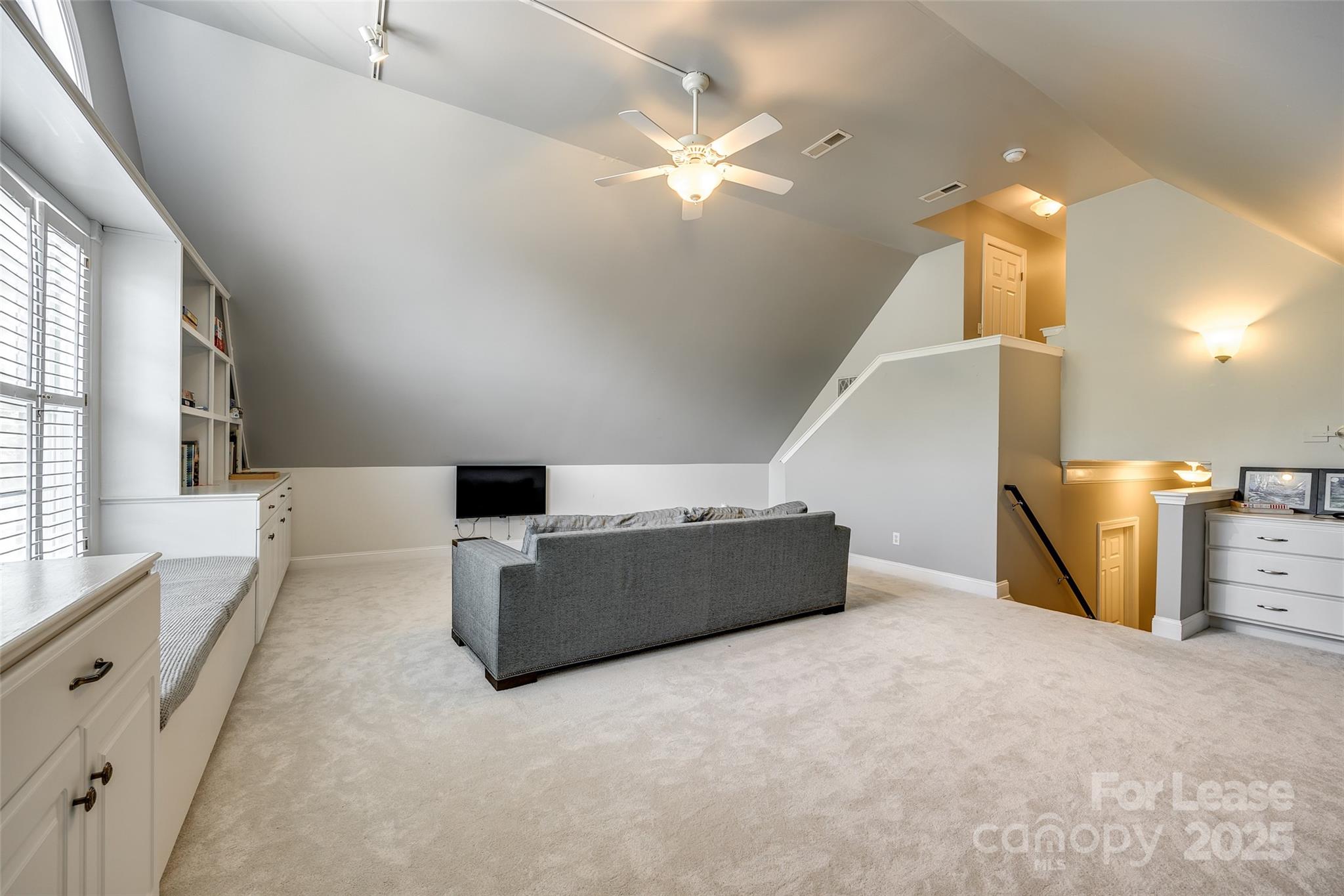 1126 Blowing Rock Cove