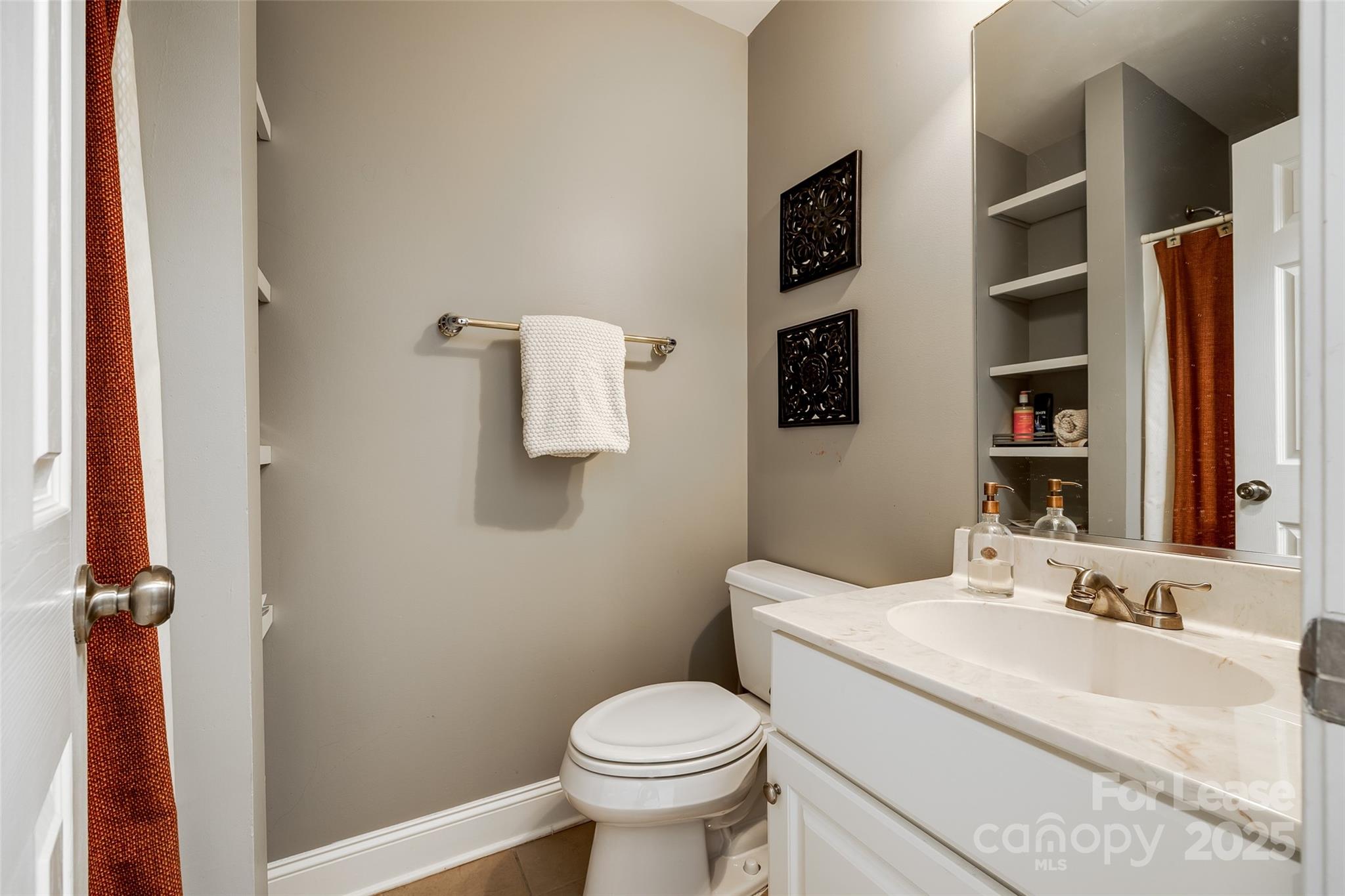 1126 Blowing Rock Cove