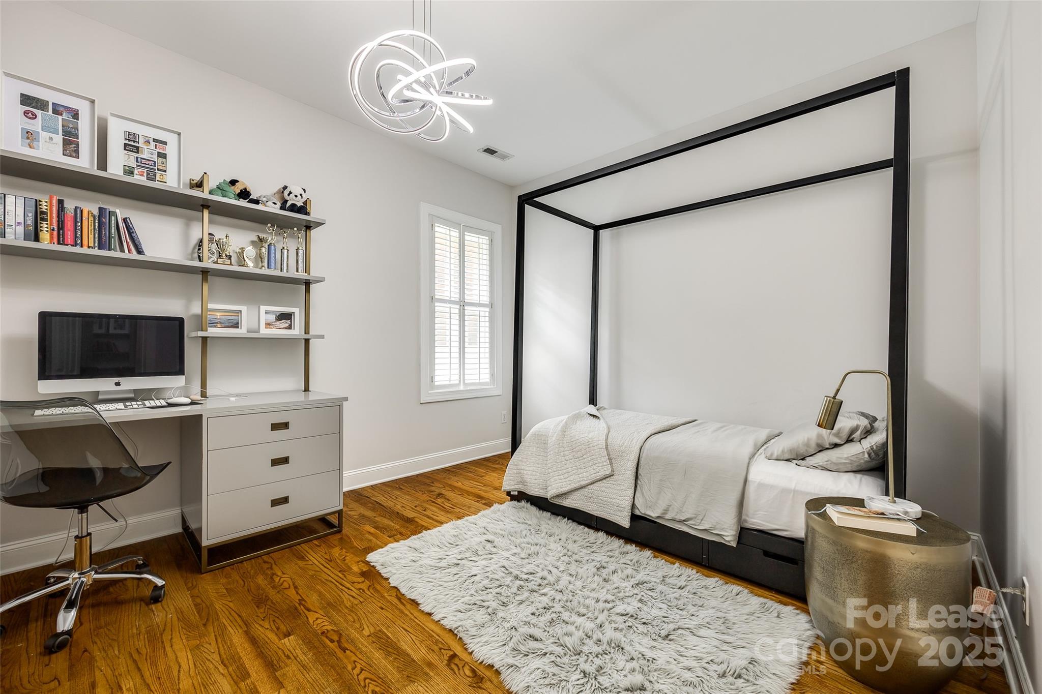 1126 Blowing Rock Cove