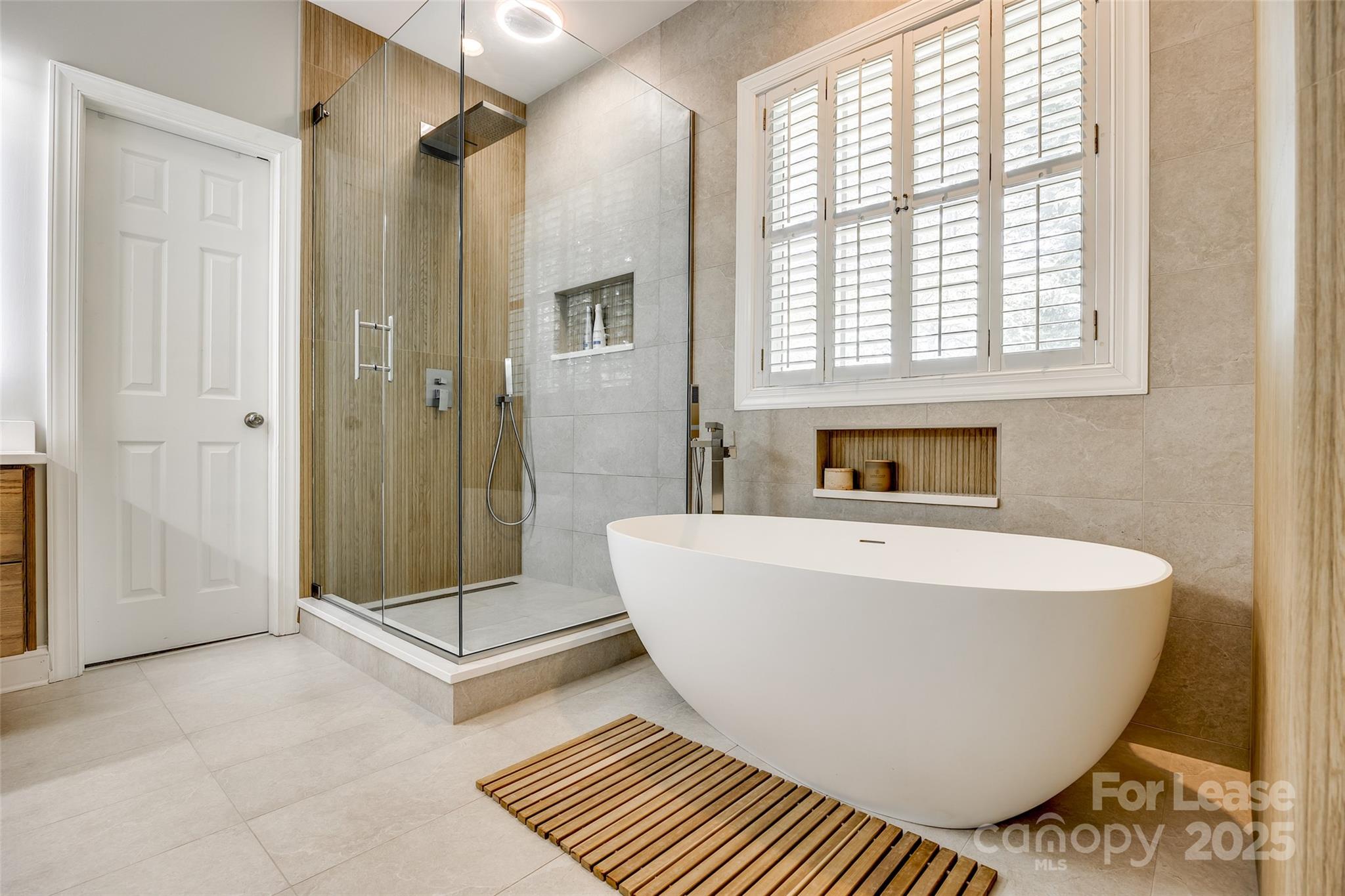 1126 Blowing Rock Cove