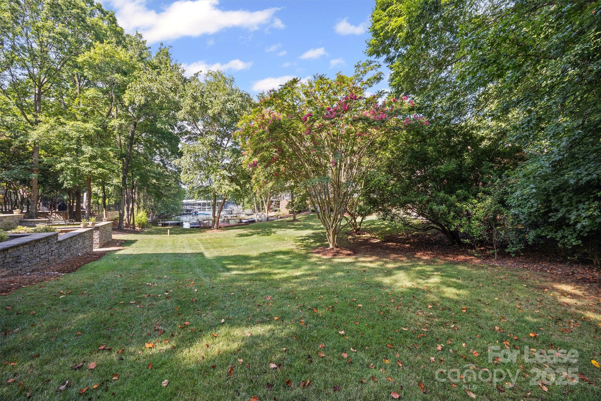 10 Sunrise Point Road