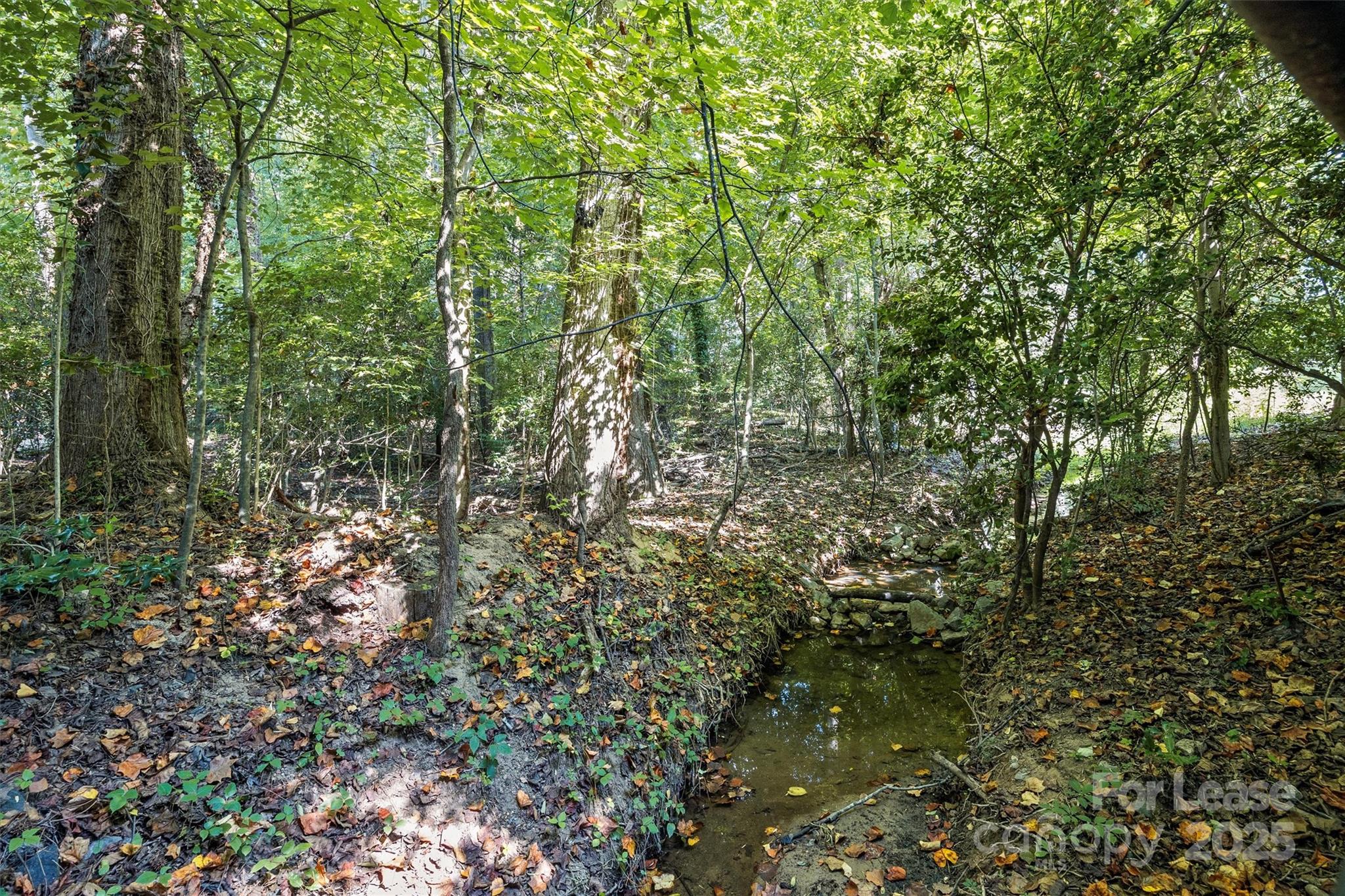 10 Sunrise Point Road