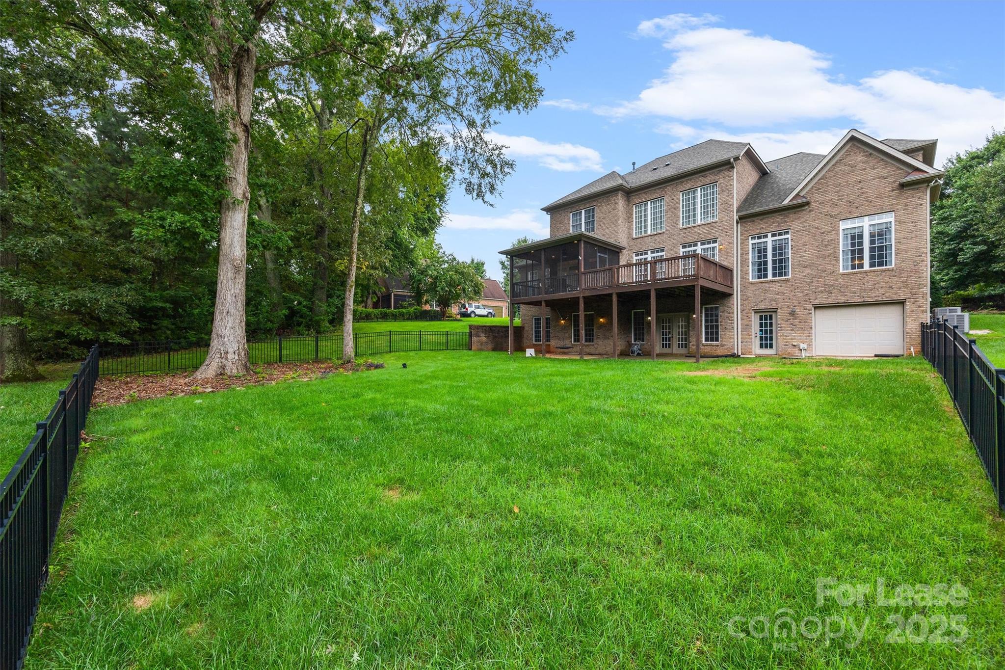 334 Stone Cliff Lane
