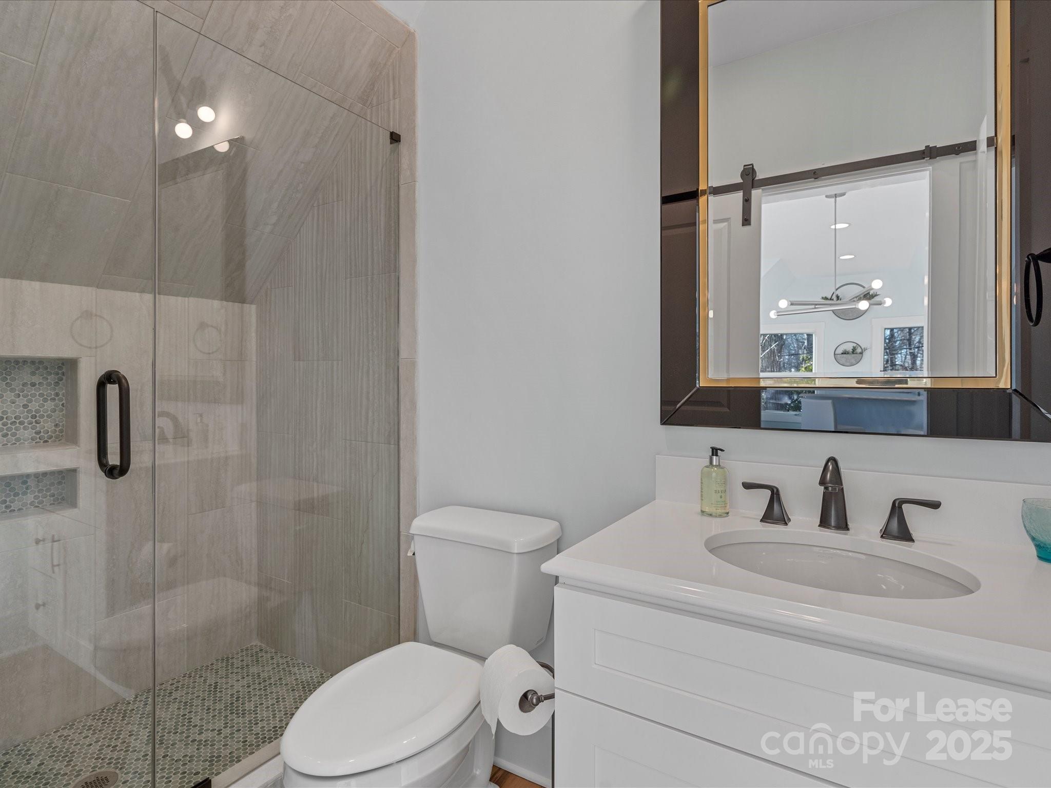 2816 Inlet Shore Drive Unit: 1