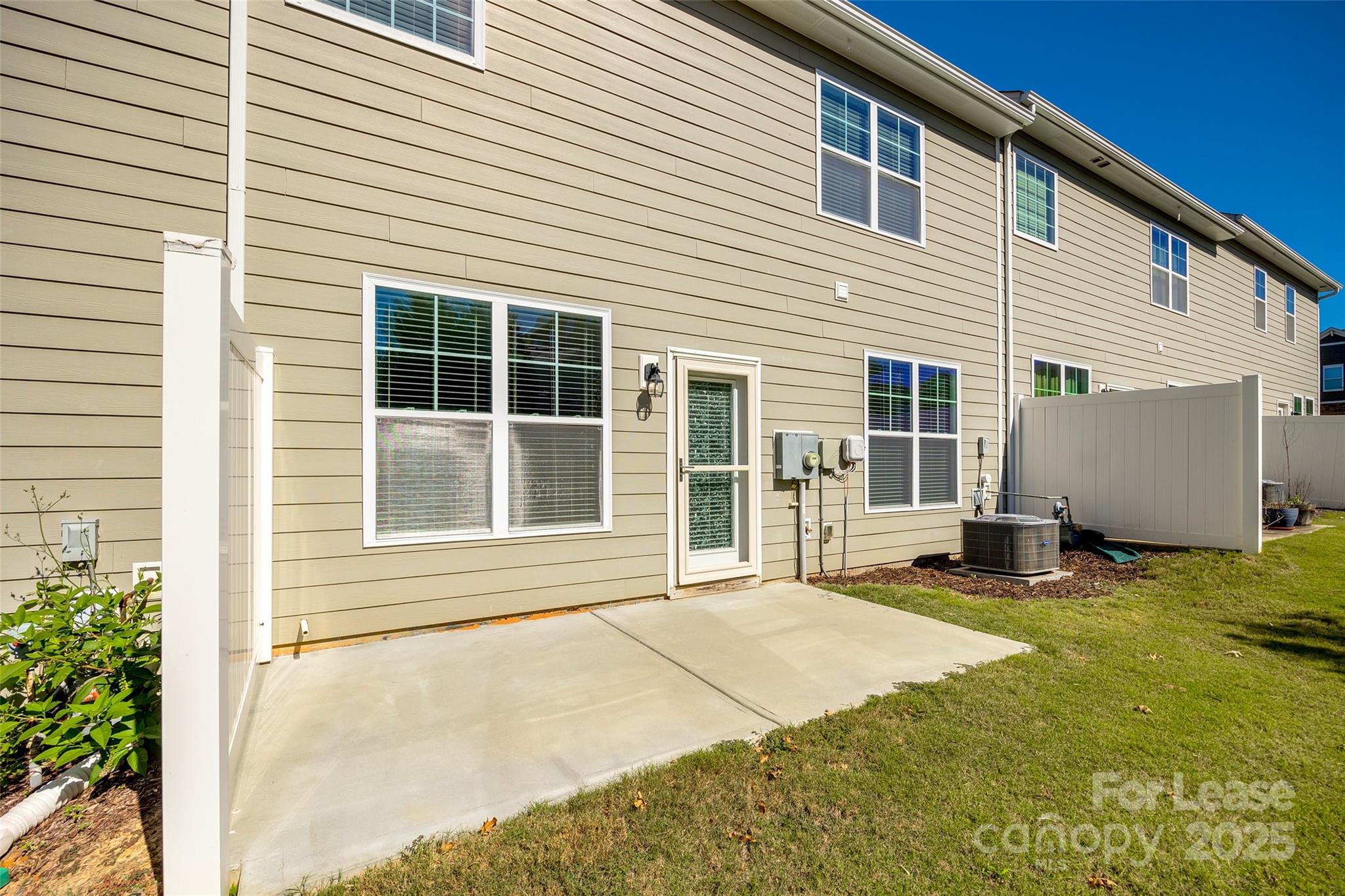 1412 Bramblewood Drive