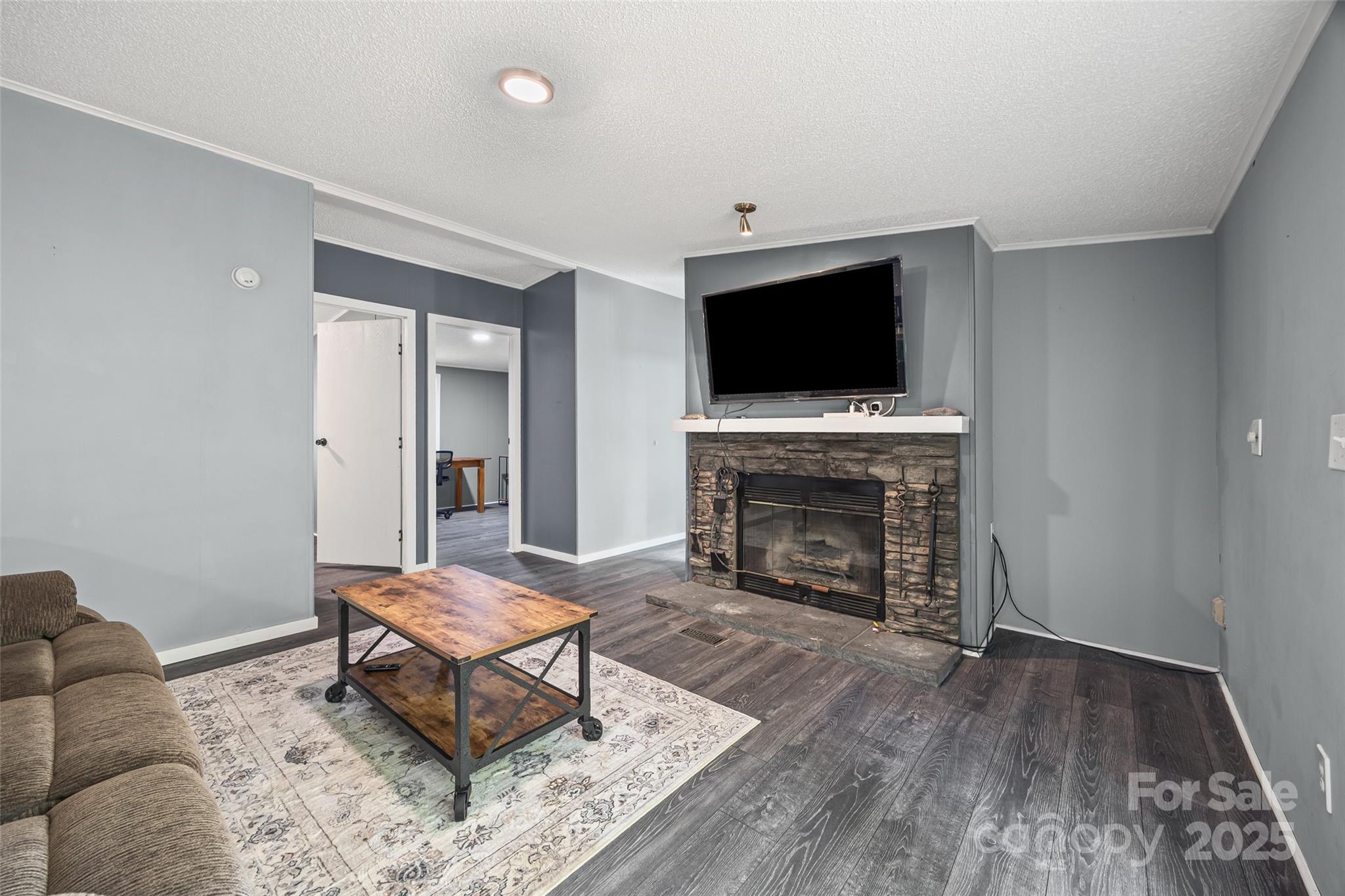 210 Valley View Drive