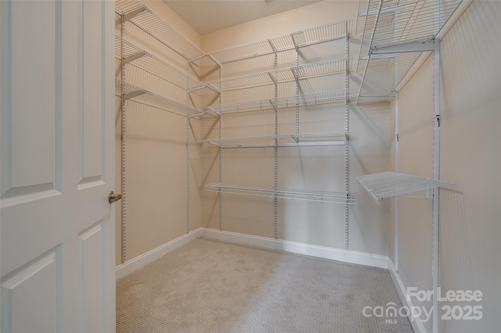 5425 Closeburn Road Unit: 213