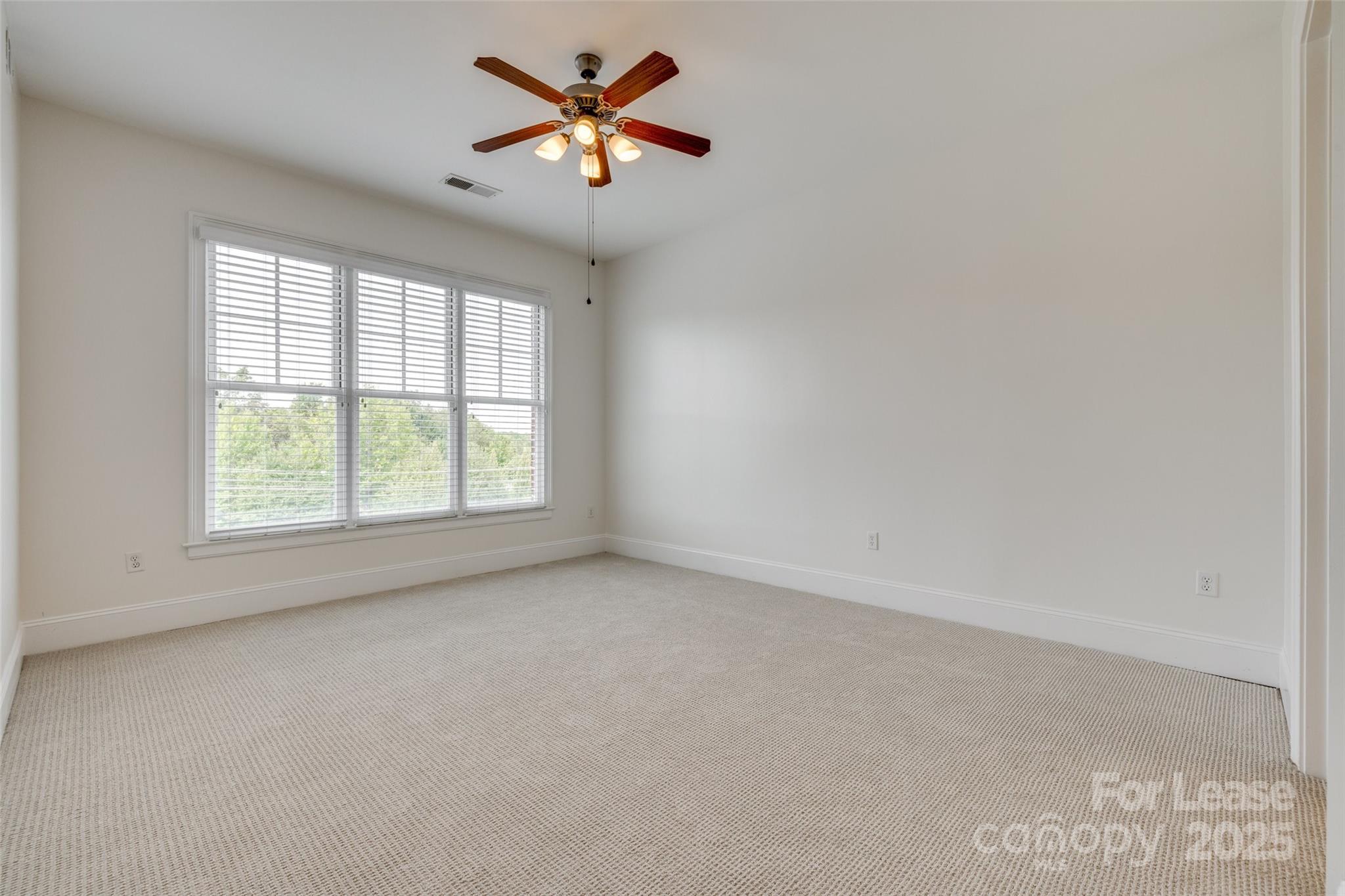 5425 Closeburn Road Unit: 213