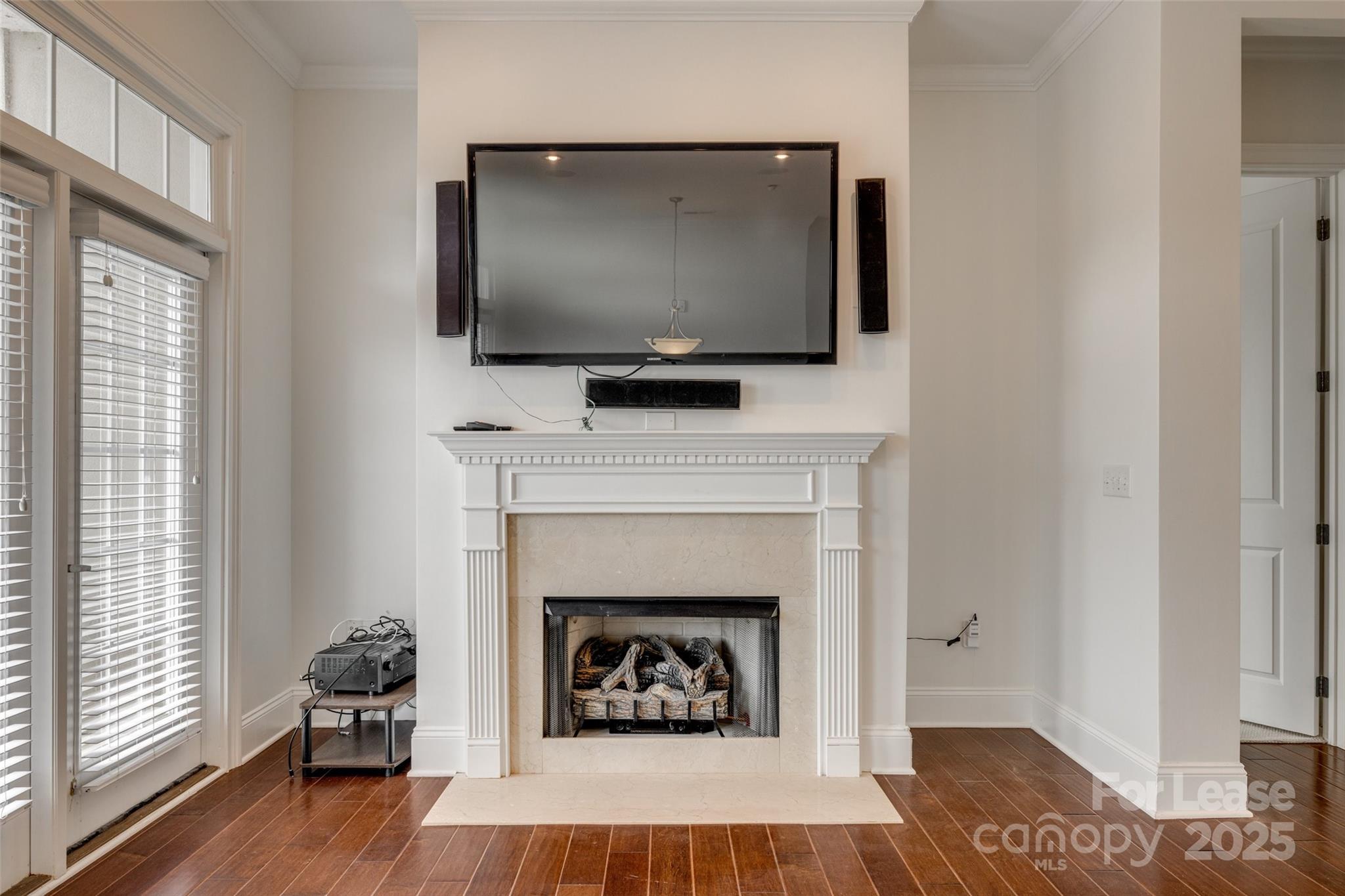 5425 Closeburn Road Unit: 213