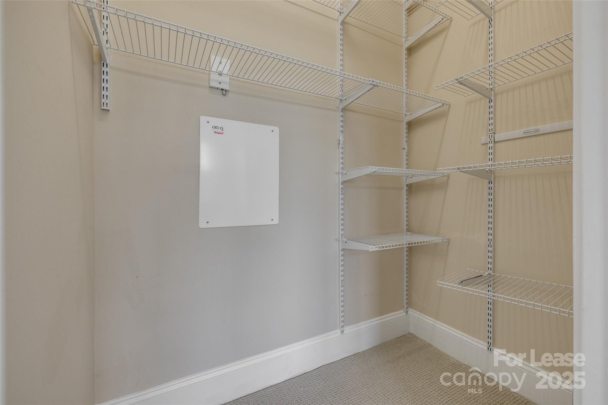 5425 Closeburn Road Unit: 213