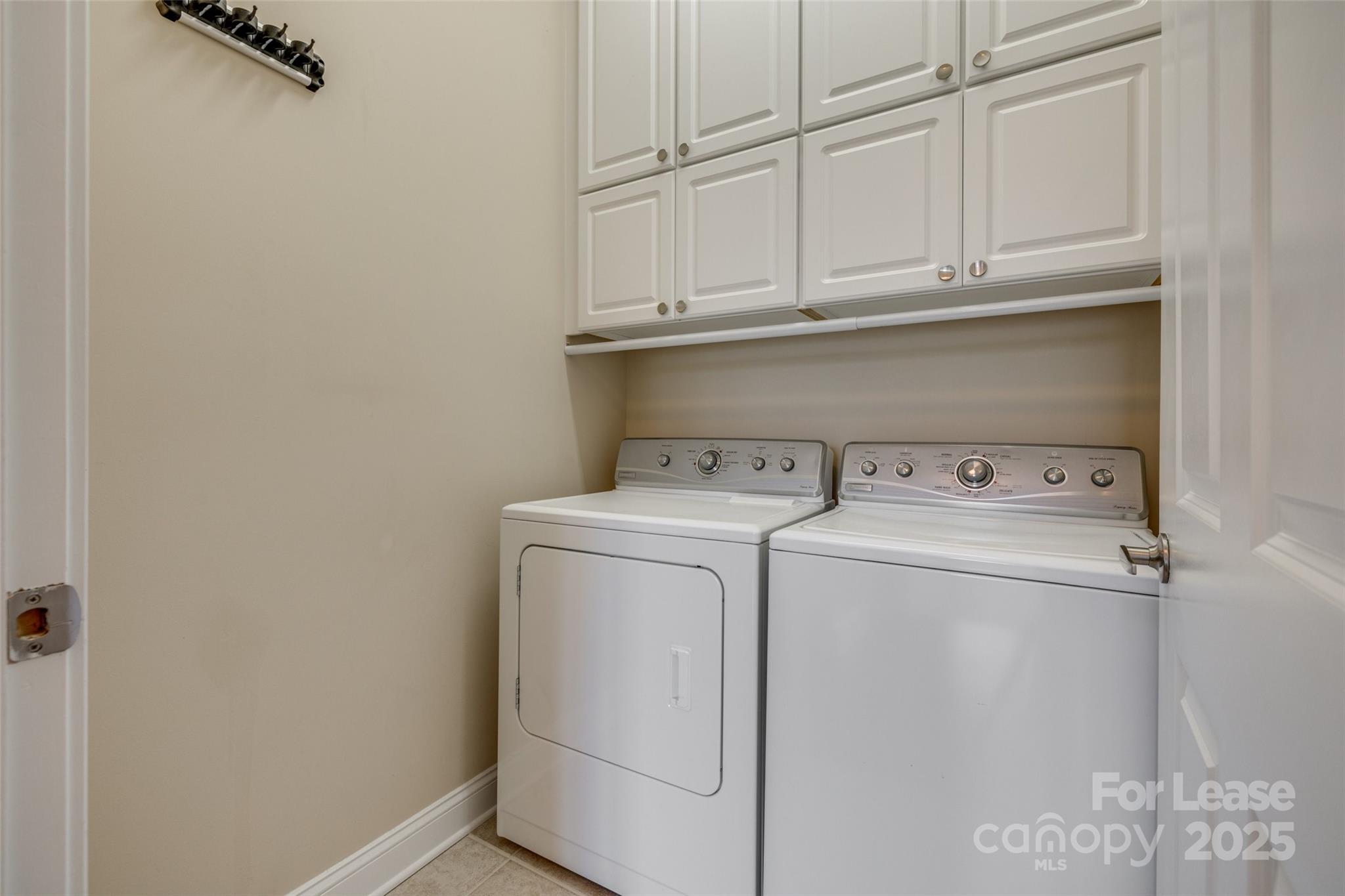 5425 Closeburn Road Unit: 213