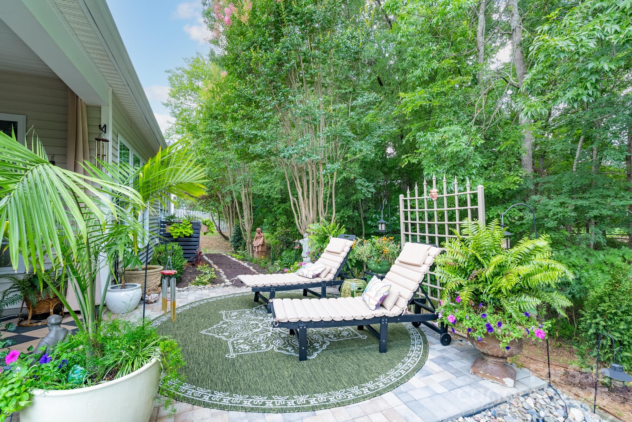 8637 Annabel Lee Lane